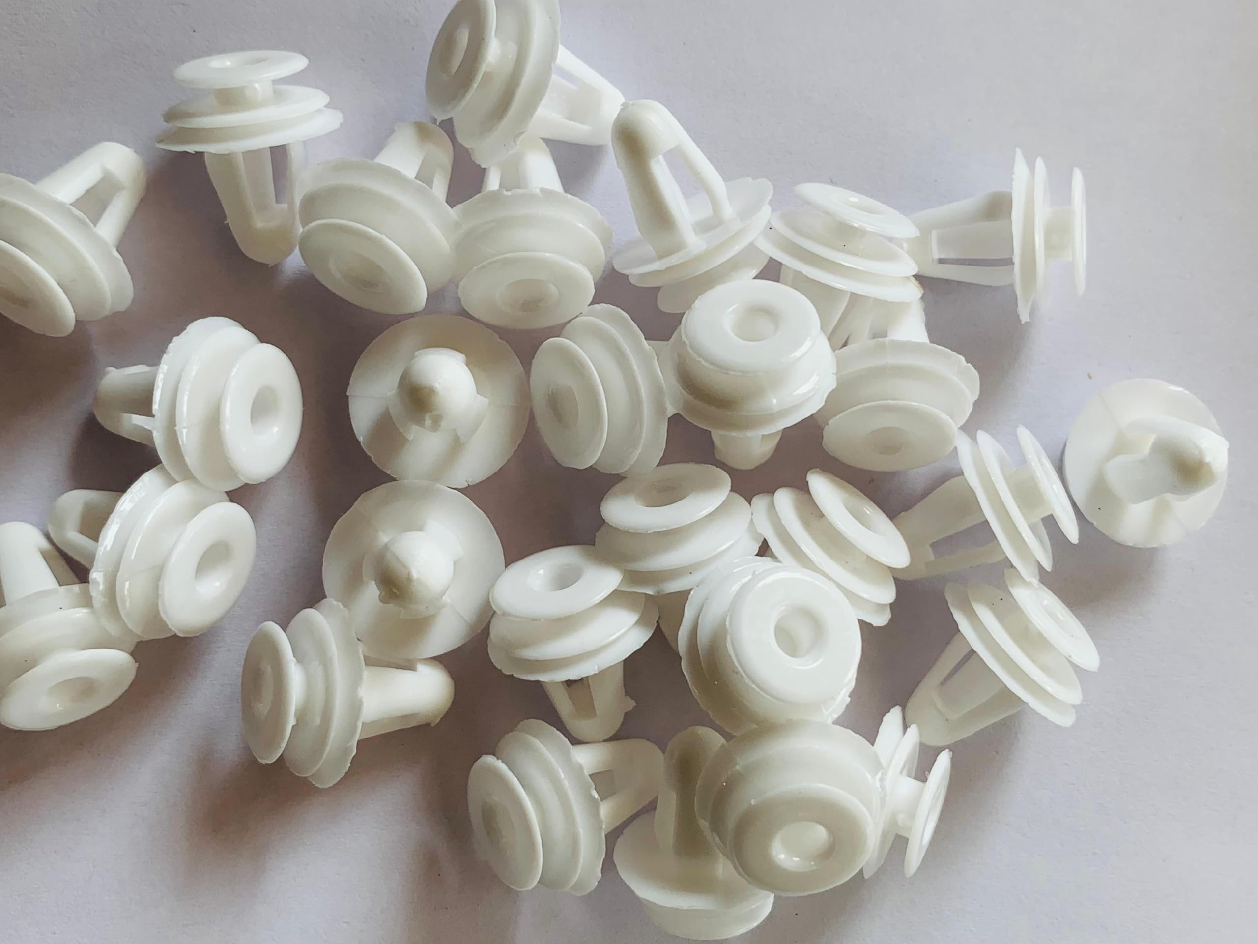 APNA AUTOMOTIVE Panel Retainer Clips Compatible With Suzuki Push Fastener for Door Trim, Car Push Type Rivet Pin for Zen.Car (20 Piece)