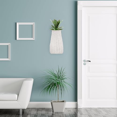 Vista 11 de AuldHome Design Cestas para colgar en la pared (juego de 2, gris); cestas de mimbre tejidas rústicas para puerta color gris lavado, tamaño pequeño
