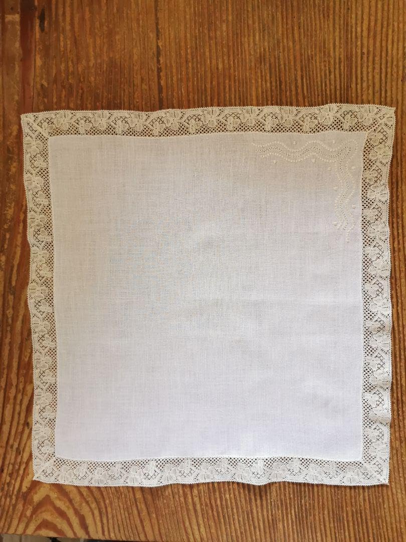 アンティーク フランス スミレの花のボビン編みレース装飾 リネン