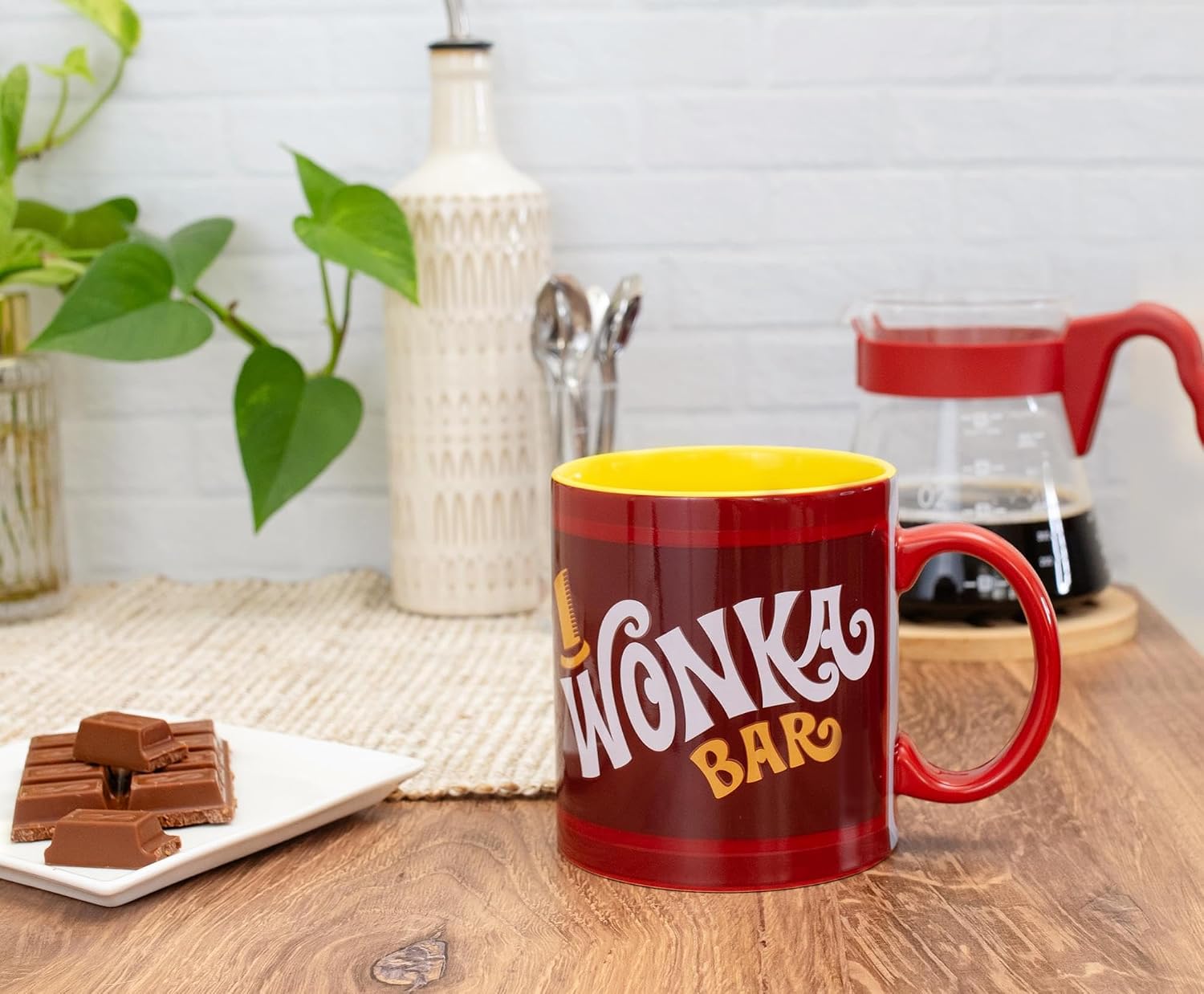 Silver Buffalo Willy Wonka & The Chocolate Factory Wonka Bar Winning Ticket Ceramic Mug | Large Coffee Cup For Tea, Espresso, Cocoa | Holds 20 Ounces