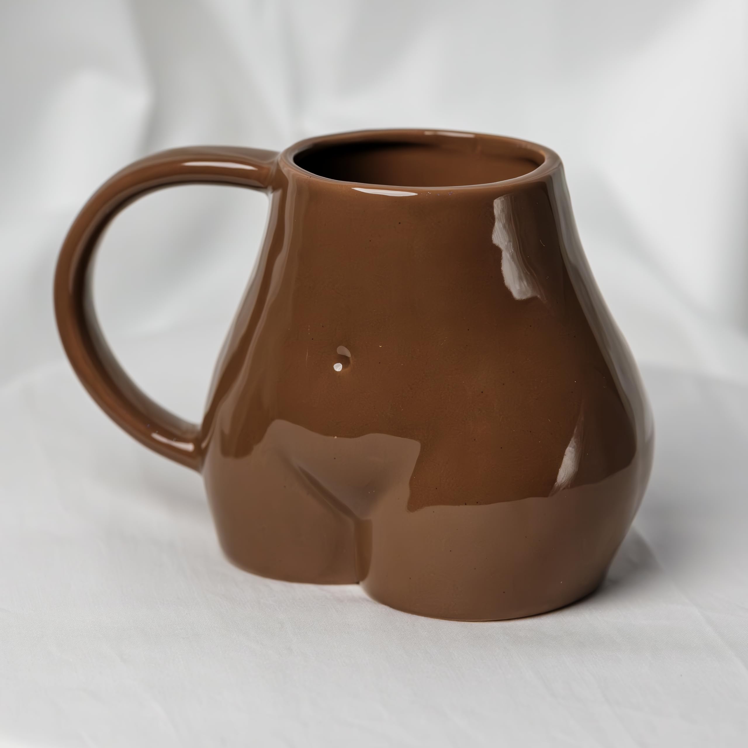 Funny butt Coffee Mug- Handcraft Women Body Butt Porcelain Coffee Mug for Travel, Funny Novelty Gift. Booty coffee mug Personalized Gifts For Your Friends, Family, and Colleagues. (black, Large)