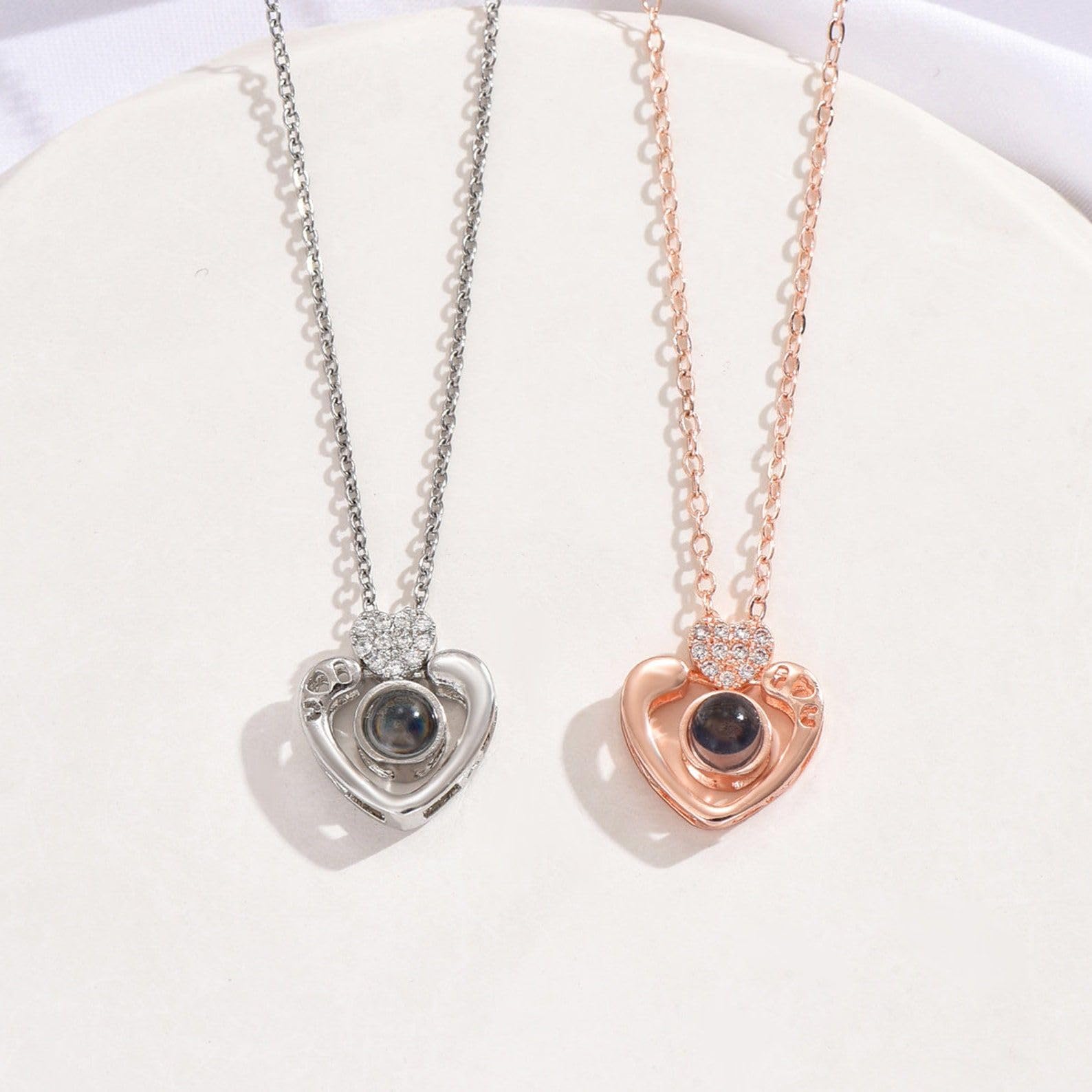 Collana di proiezione di forma di cuore argento sterling 925 personalizzato collana di foto del pendente commemorativo per la sua mamma San Valentino fatto a mano personalizzato