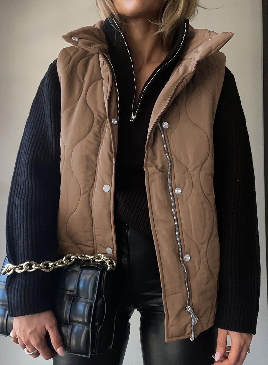 EVALESS Cropped Puffer Vest Women Lightweight Quilted Stand Collar Sleeveless Jackets Fall Winter 2025 Button Zip Up Coat - Image 2