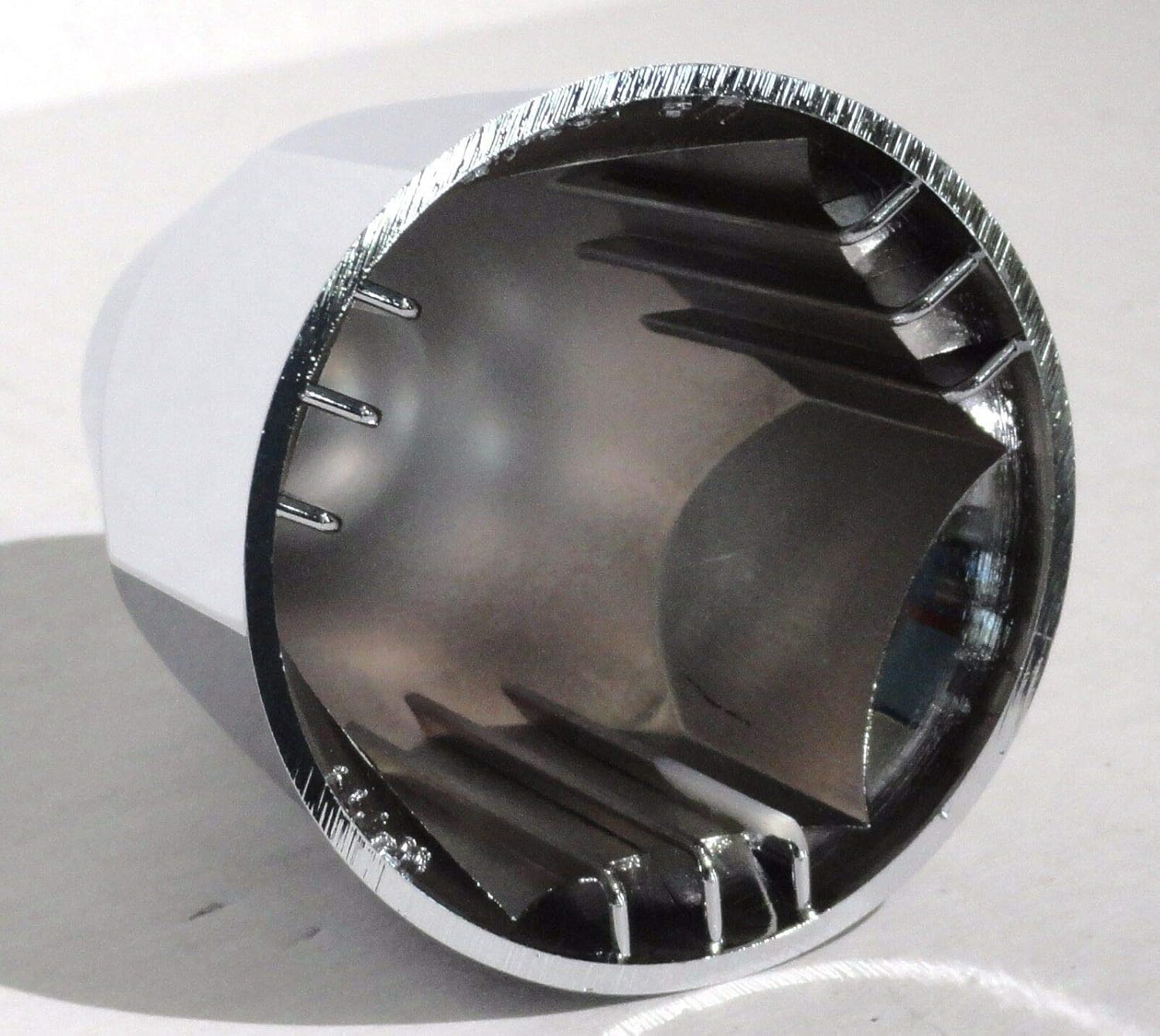 United Pacific 10045 Wheel Lug Nut Cover Set, 1-1/2" x 2-3/4", Chrome, Plastic, Bullets, Push-On Style