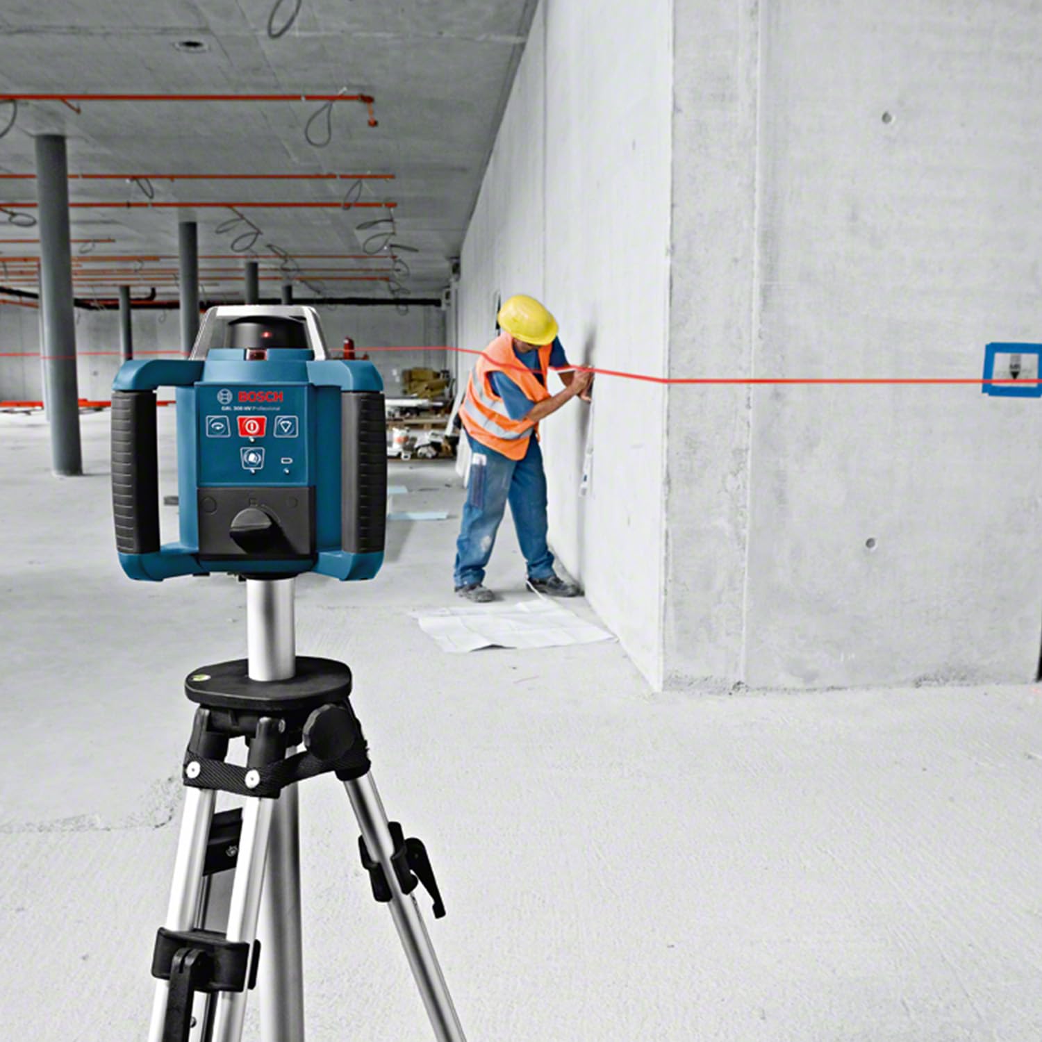 Bosch Professional Laser obrotowy GRL 300 HV (czerwona wiązka, odbiornik laserowy LR 45, zasięg pracy: do 300 m (średnica), akumulatorki ładowane (2xD, 1x9V), ładowarka, L-Boxx)