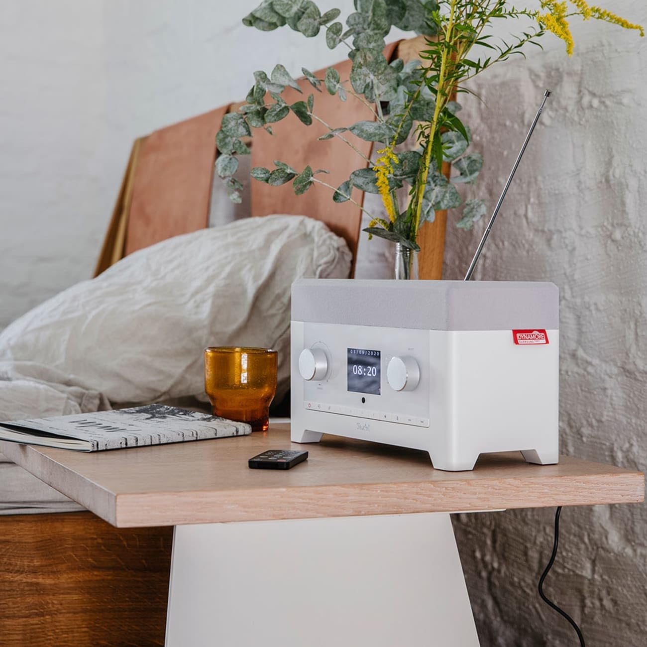 Teufel Radio 3Sixty Enceinte Radio Internet, WiFi et Bluetooth, FM/Dab+, Son à 360 degrés avec subwoofer intégré (Blanc)