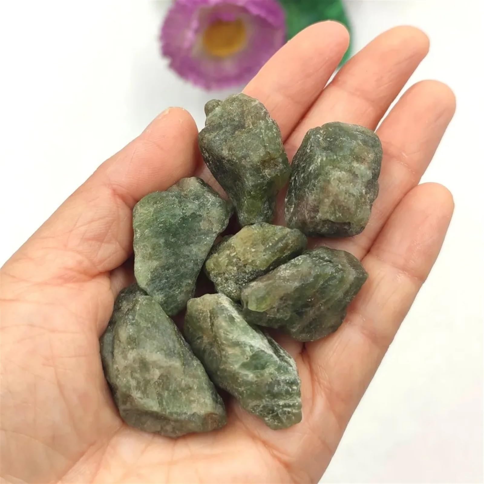 QINGQI Pietra Naturale Decorazione for la casa dell'acquario in Cristal di Quarzo Apatite Verde Naturale(1pc 20-40mm Random)