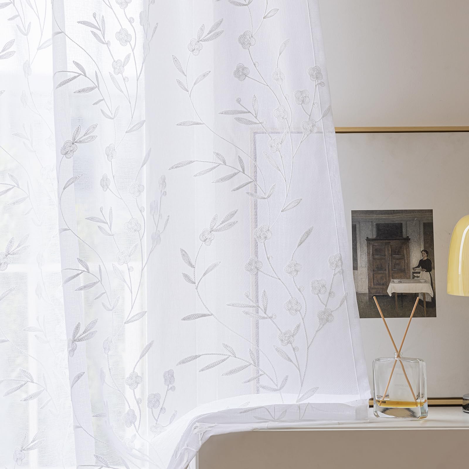 Cortinas traslúcidas bordadas blancas de 95 pulgadas, tratamiento de ventana con patrón floral, cortinas con bolsillo para barra para sala de estar, dormitorio, paneles de cortina de semi gasa para 2