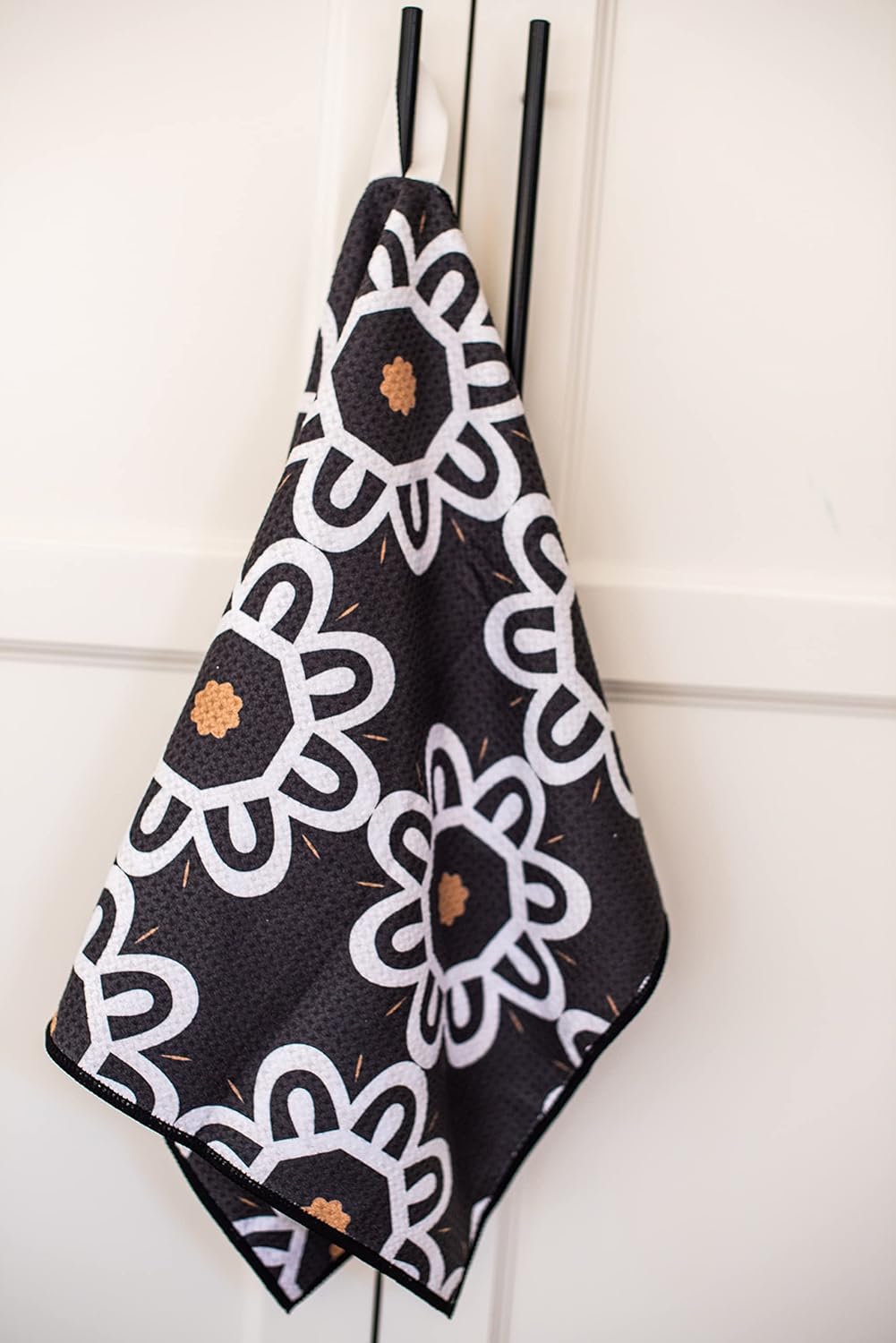 2 Pack Double Sided Kitchen Towels || Dish Towels || Quick Dry || Designer Prints || Highly Absorbent || Hanging Hook (Black)
