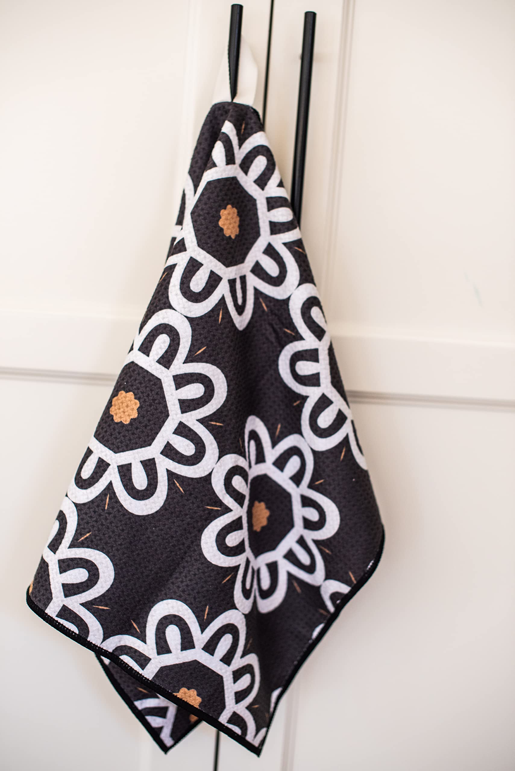 Paquete de 2 Toallas de Cocina de Doble Cara || Toallas de Cocina || Secado rápido || Impresiones de diseñador || Altamente absorbentes || Gancho para Colgar (Negro)