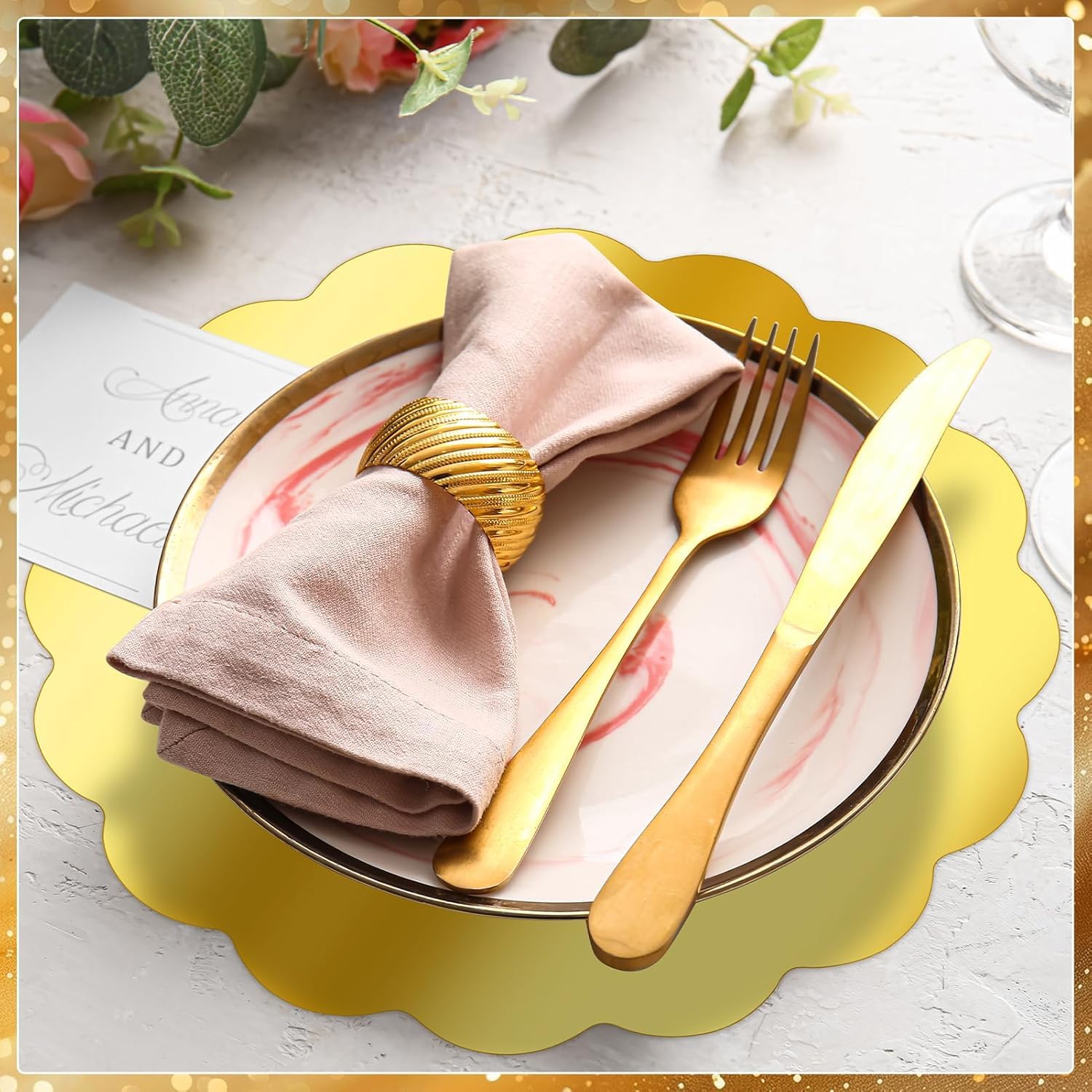 150 manteles individuales de papel dorado festoneado para platos de cena, manteles individuales desechables redondos de 13.5 pulgadas, a granel para Navidad, boda, fiesta de cumpleaños, manteles de