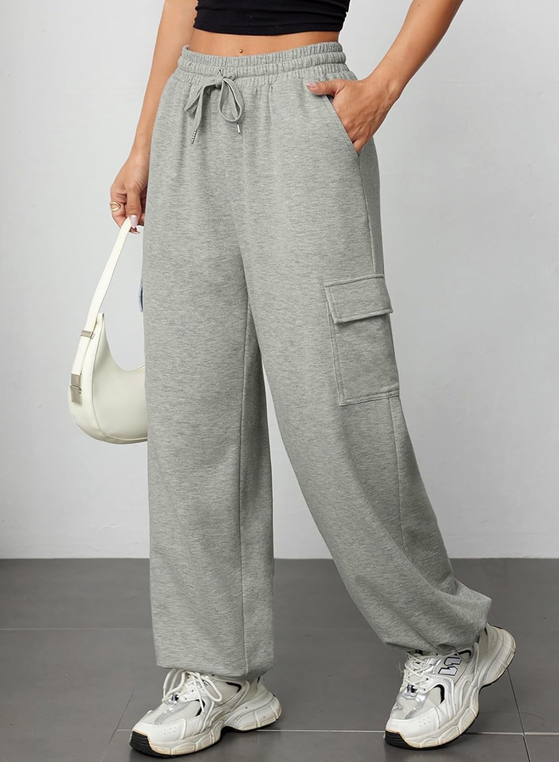 Aleumdr Wide Leg Sweatpants for Women Cargo Pants High Waisted Sweat Pants Baggy Joggers Casual Long Pants with Pockets - Image 2