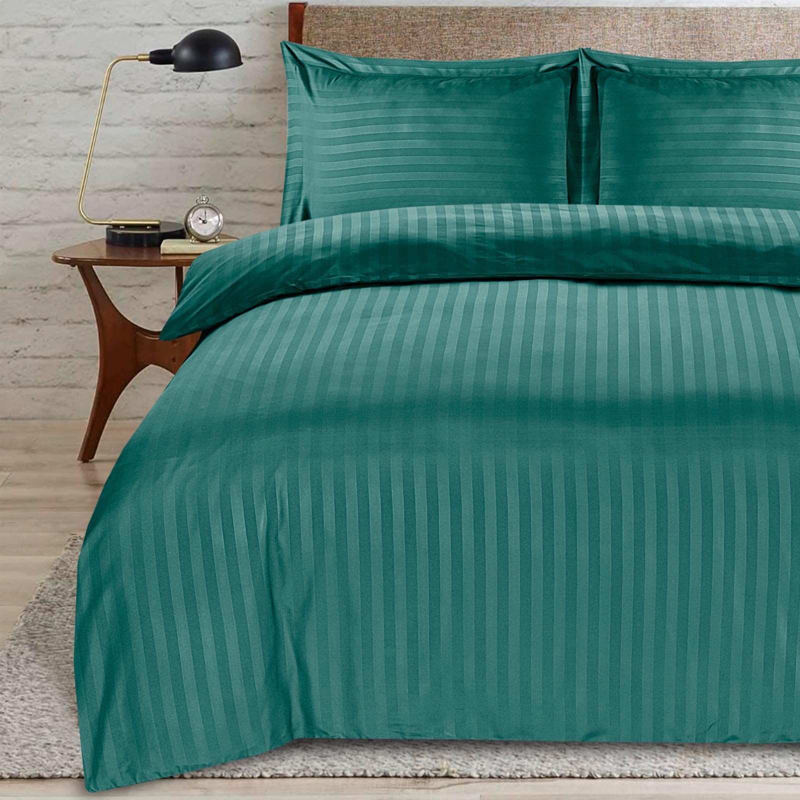 ZZZMRH Double Duvet Set, Premium Quality Silver Bedding Double Bed Set with Satin Stripes, Soft Breathable Double Duvet Cover with 2 Pillowcases, Hypoallergenic Reversible Bed Cover (Jade, Double) — image 1