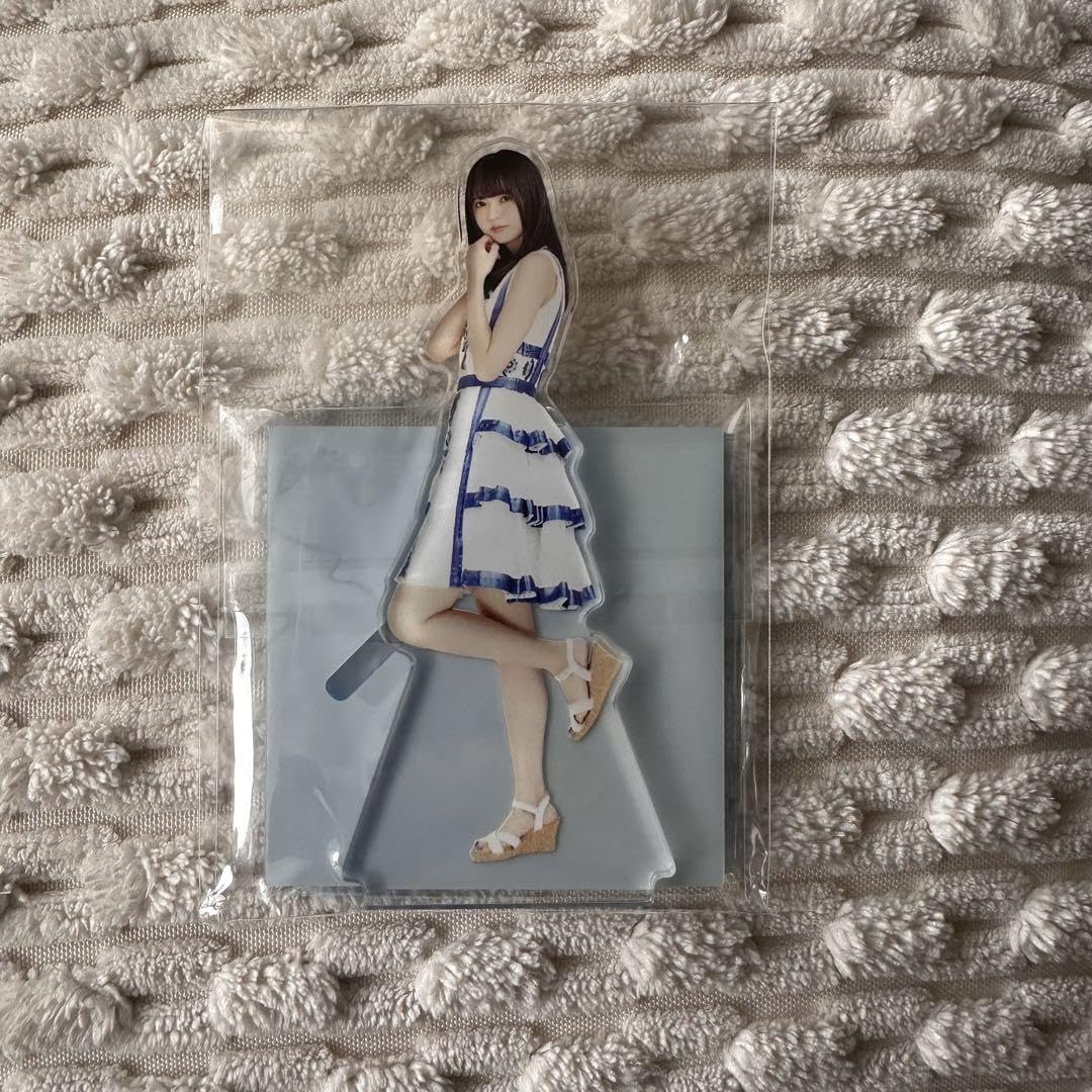 Amazon.co.jp: 乃木坂46 裸足でsummer 齋藤飛鳥 アクリルスタンド 