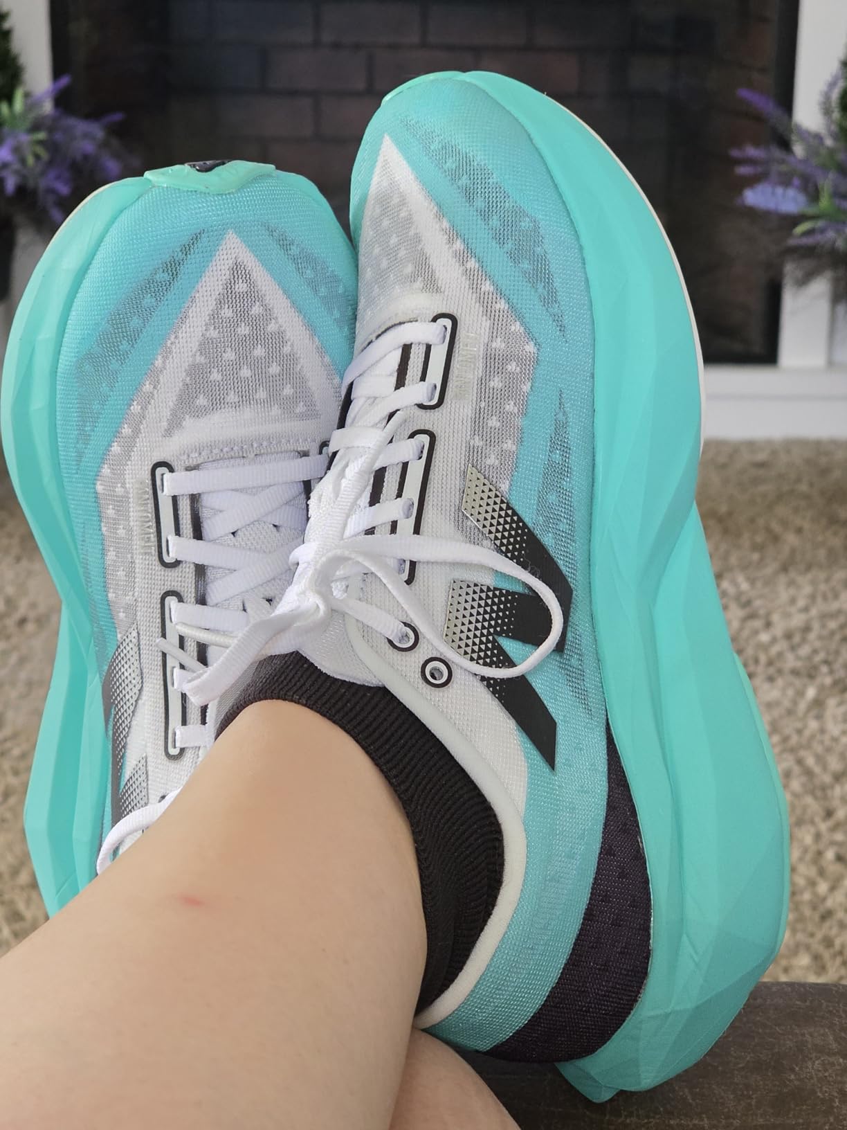 New Balance FuelCell Rebel V4 zapatillas running mujer
