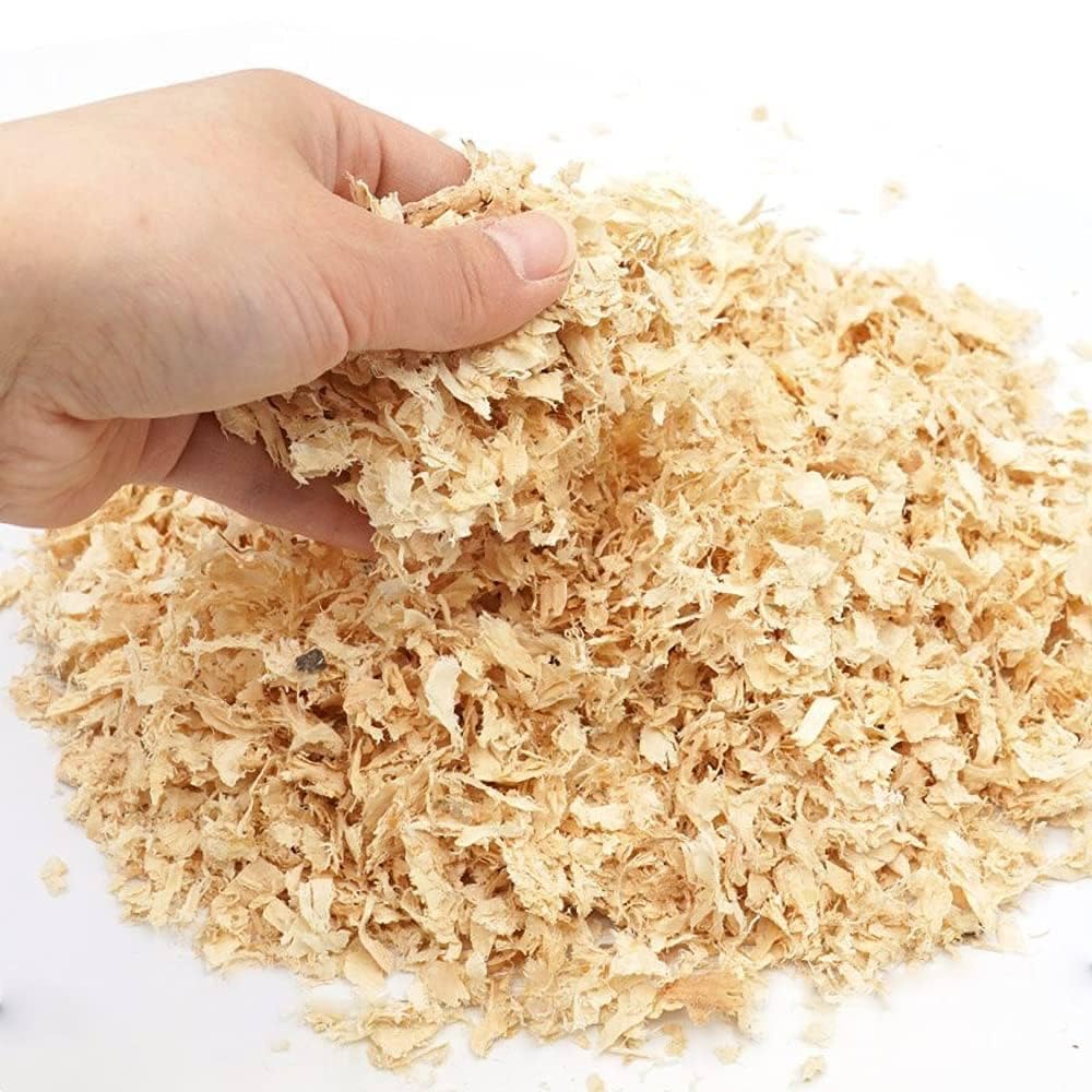 Esplanade Wood Shavings - Natural Soft Bedding for Birds, Guinea Pigs, Hamsters, Cosy Nesting Material - Odor-Control Pet Wood Flakes, Packing Material, Craft DIY-image-9