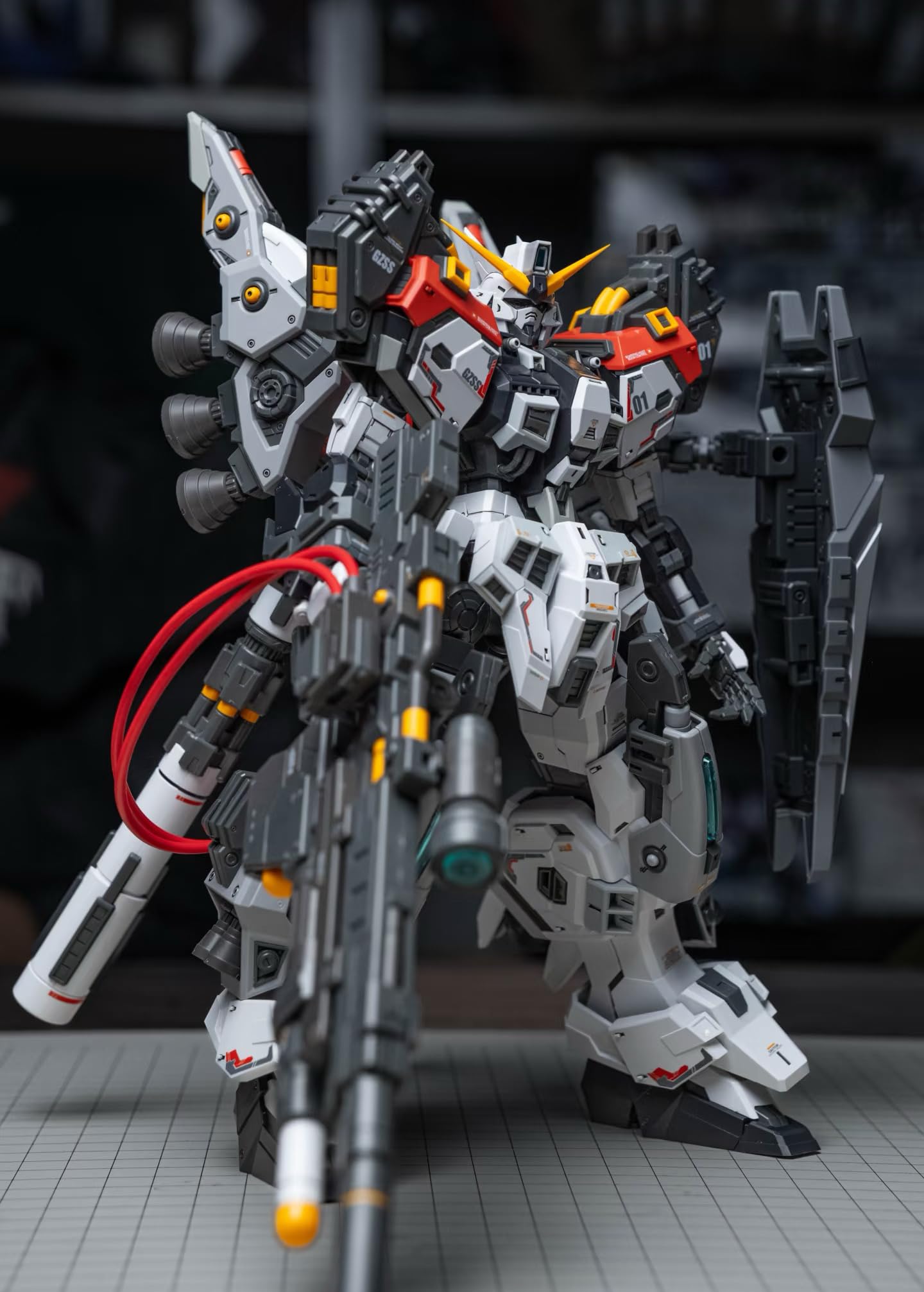 Amazon | ZZA モデル 1/100 GZSS-OX REGUSレグス 色分け済みプラモデル