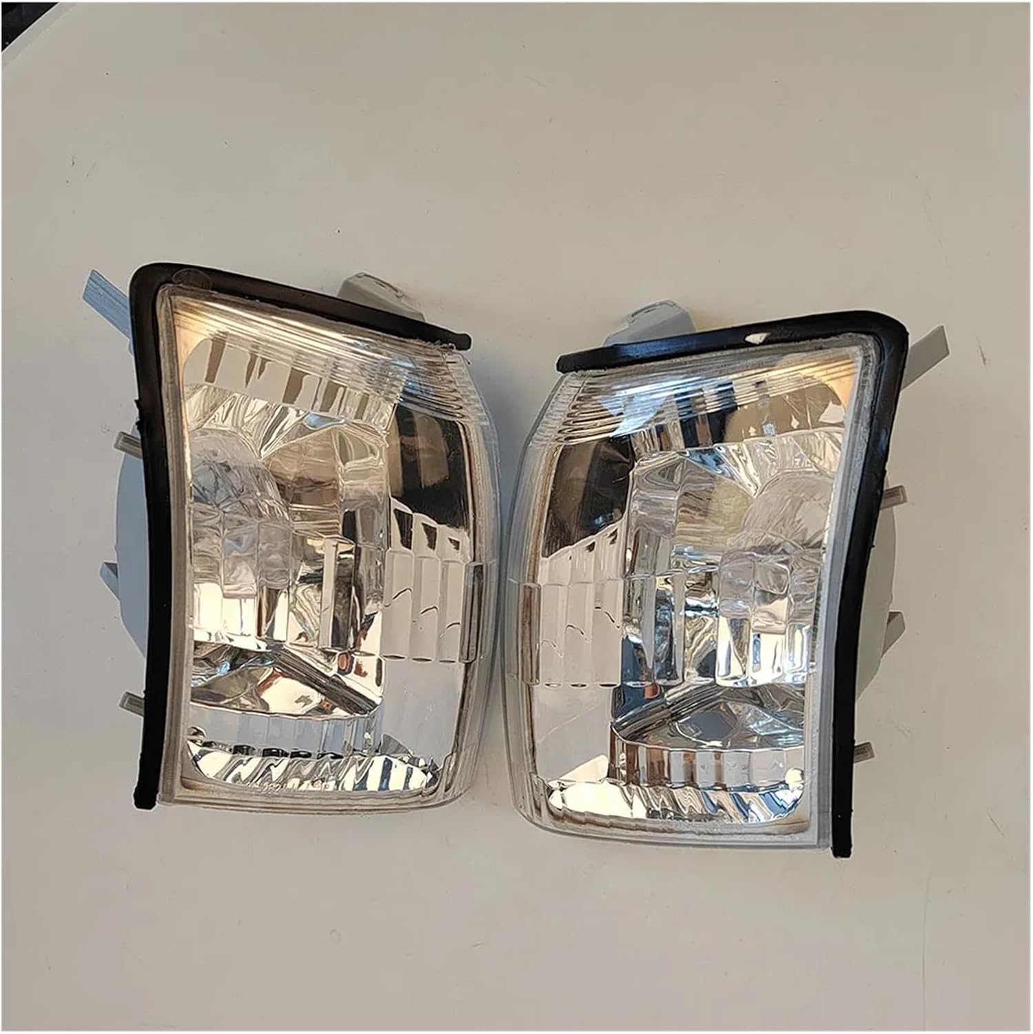A Pair Car Crystal Corner Light Turn Signal Compatible with Toyota Crown JZS151 JZS153 JZS155 JZS157 1998 to 2002 Corner Lights