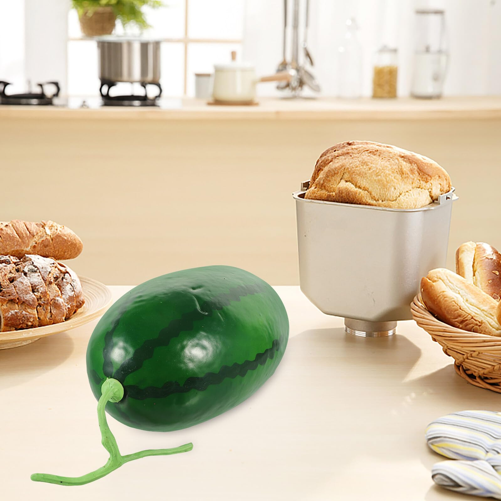 Sosoport Decorazione Anguria Artificiale in Schiuma Leggera, Riproduzione Frutta Finta Realistica per Arredamento Casa, Accessorio Fotografico Scenografico per Eventi Estivi