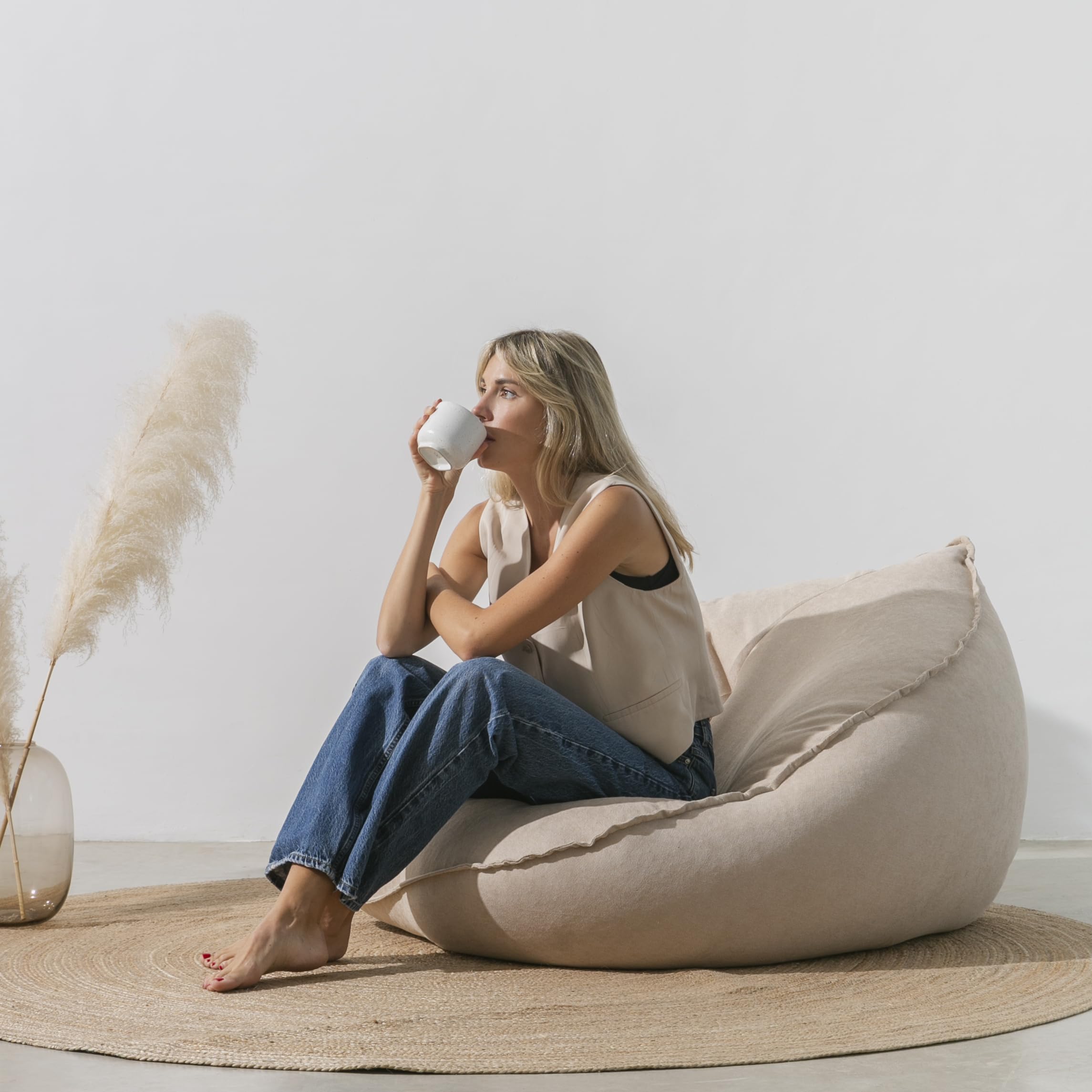 Aiire Puff Salón XXL de Diseño - Sillón Puff con Relleno Incluido - Sofá Puf Gigante de Interior en Algodón Premium - Bean Bag Chair Moderno para Adultos y Habitación Juvenil Gris [100x100x90]