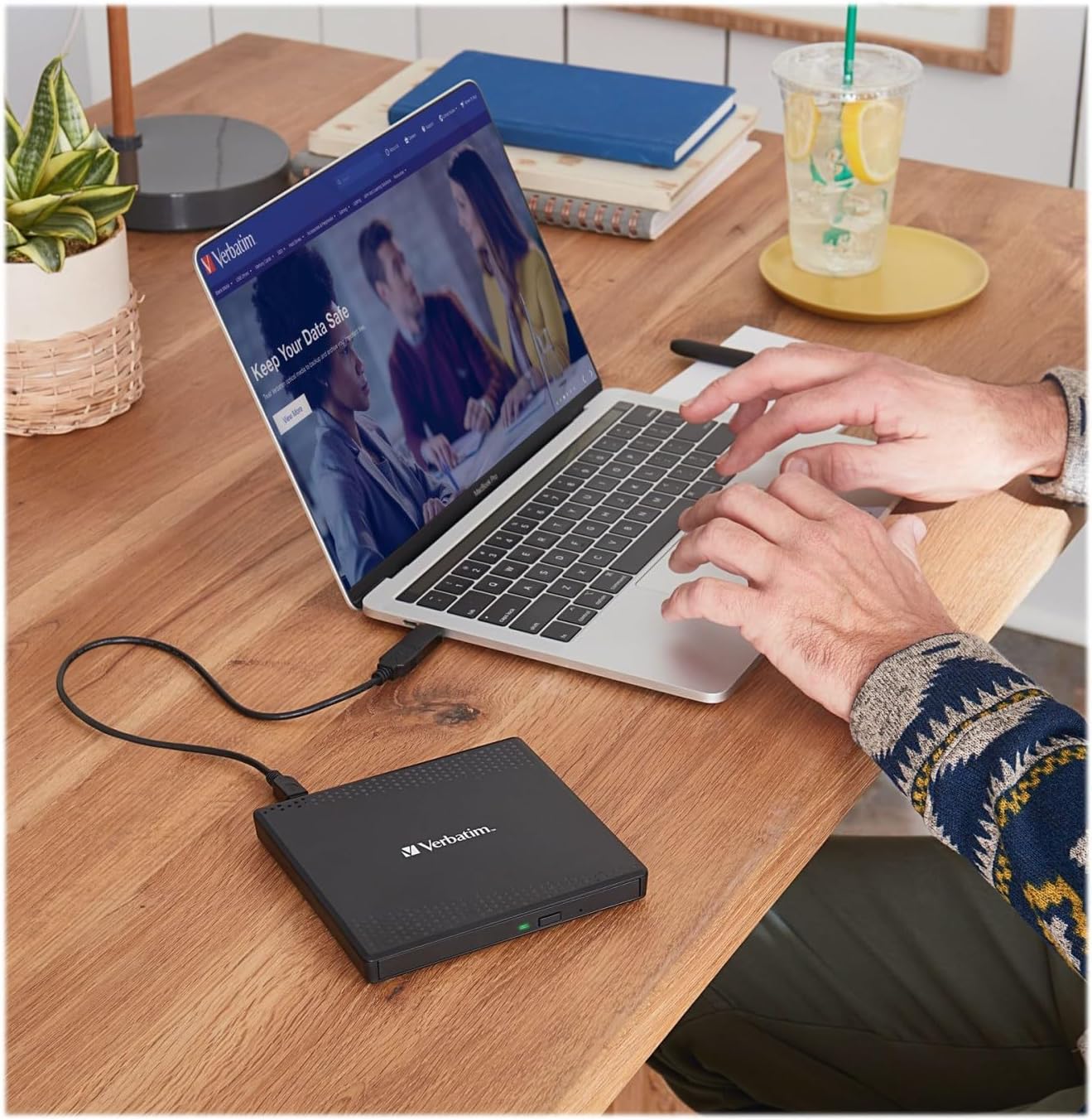 Verbatim External Writer, 8X DVD Write speed/24x cd Write Speed