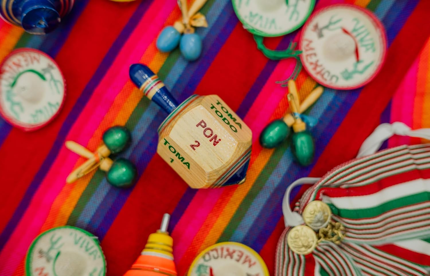 ELIASM Pirinola Toma Todo Pirinola Mexicana de Madera - 4 inch Traditional Mexican Wooden Spinning Top Put and Take Game Juegos Mexicanos de Mesa Adult Party Fiesta