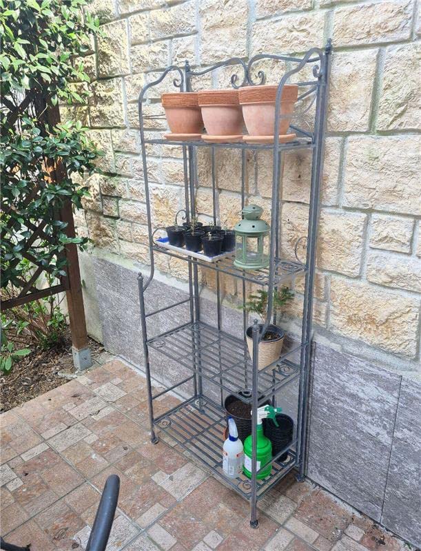 Porta Riviste In Ferro Bianco Maury's - Design Floreale, 35x23x34 Cm - Foto 4