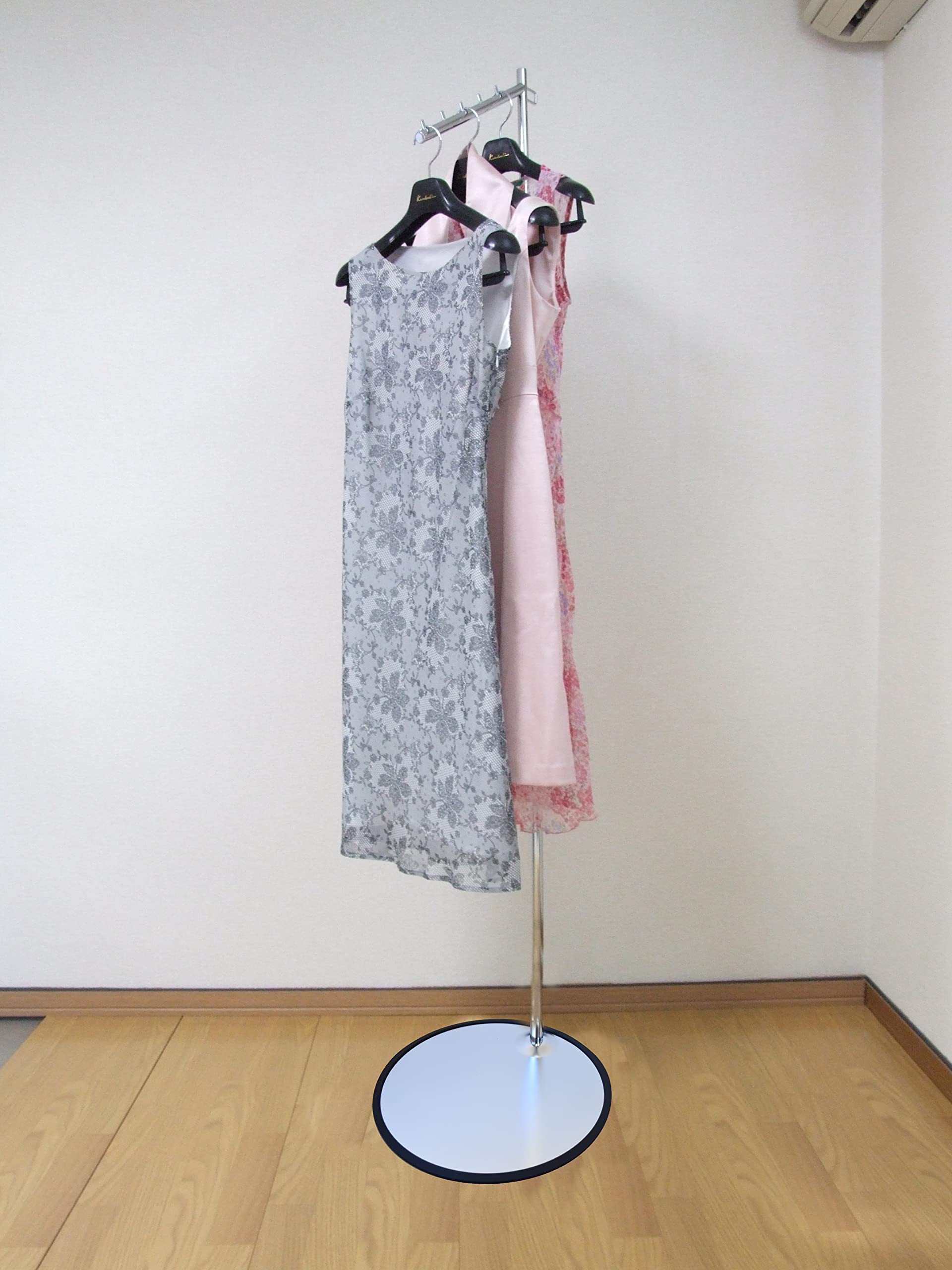Amazon｜美d生活工房 業務用 傾斜ハンガーラック丸ベース 耐荷重30kg