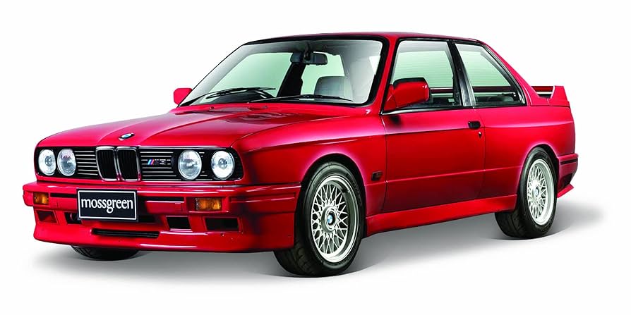 Amazon.com: Bburago 21100R BMW M3 (E30) Cheong Collectible
