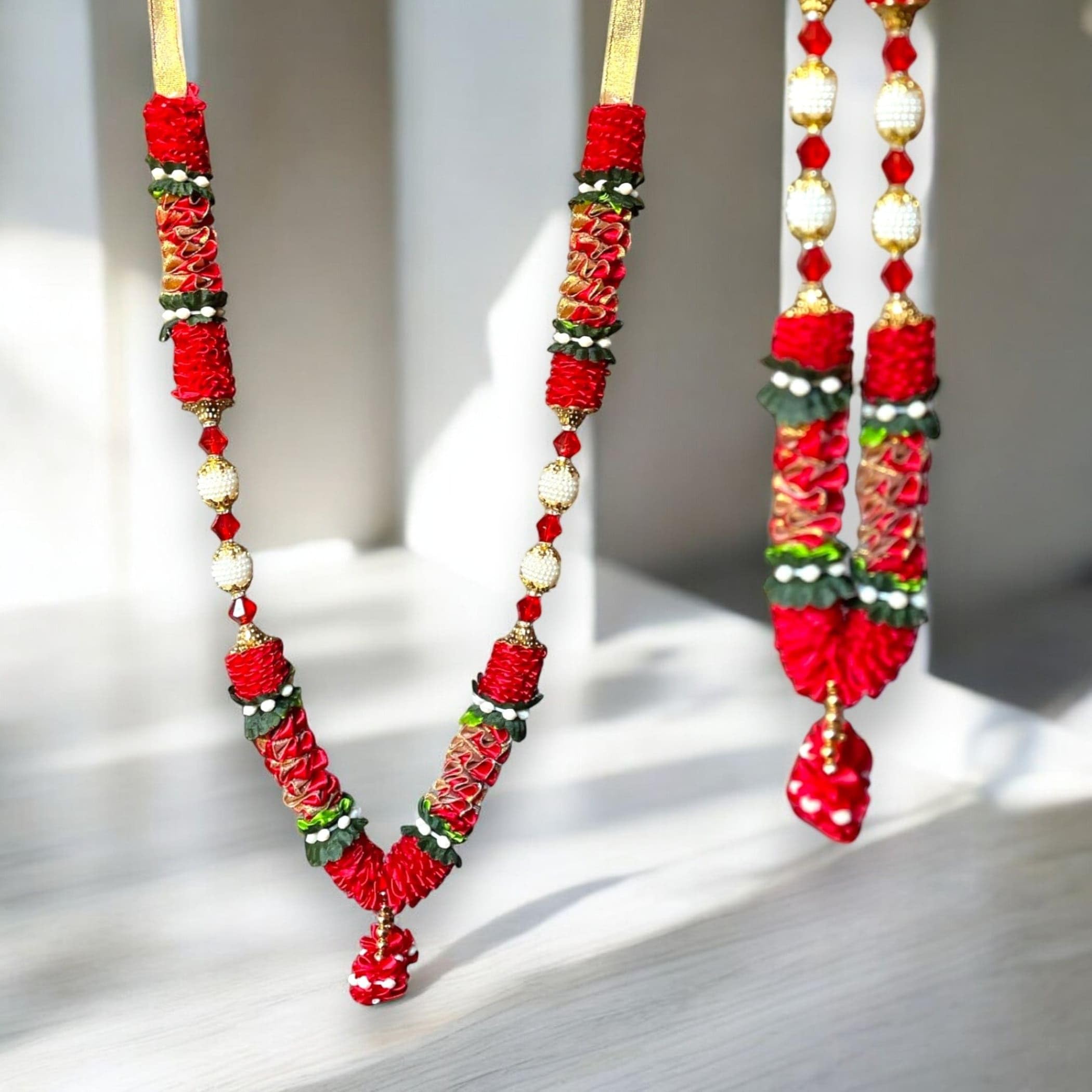 LOVENSPIRELoveNspire Indian Garland Haar Mala 16 Inch God Goddess Haar Mala Idol Pooja Item Garland for Photo Frame Idol God Shringar Mala Reusable Satin Mala Temple Decor