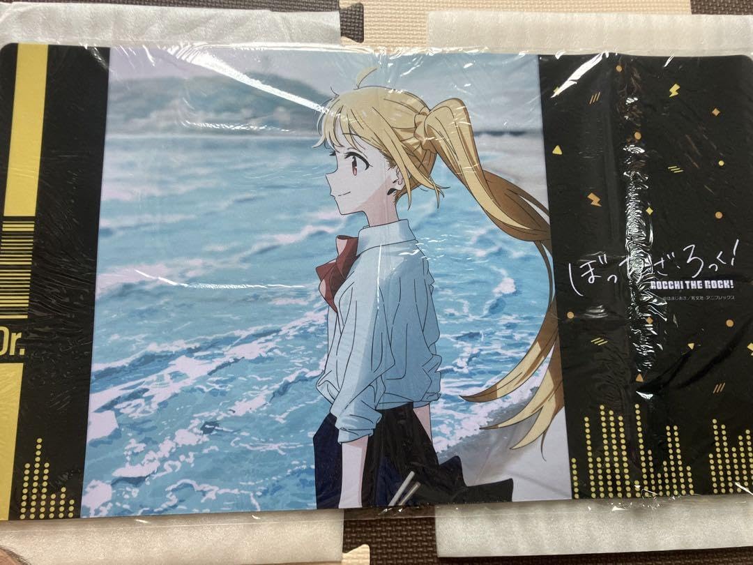 【未使用品】 ぼっち・ざ・ろっく！ 虹夏 ラバーマット プレイマット ぼっち・ざ・ろっく！]ラバーマット（伊地知虹夏）