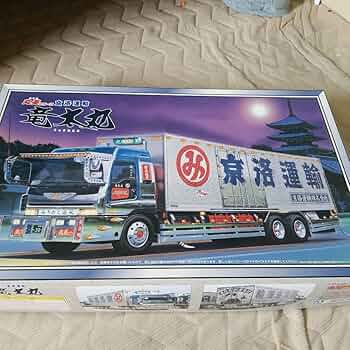 【絶版品】丸美グループ　京洛運輸　竜太丸　大型デコトラ Amazon.co.jp: 1/32 竜太丸 丸美グループ 京洛運輸 大型デコトラ