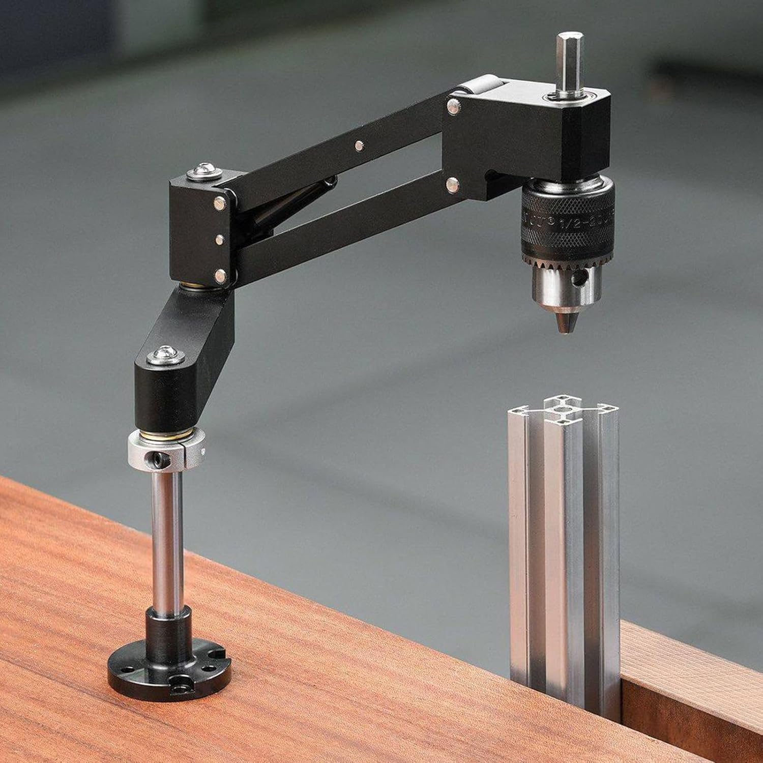 Soporte de rosca voladizo para taladros manuales, rango de sujeción de 1,5 a 10 mm, fijación de base y borde para mejorar la eficiencia de la pieza de trabajo