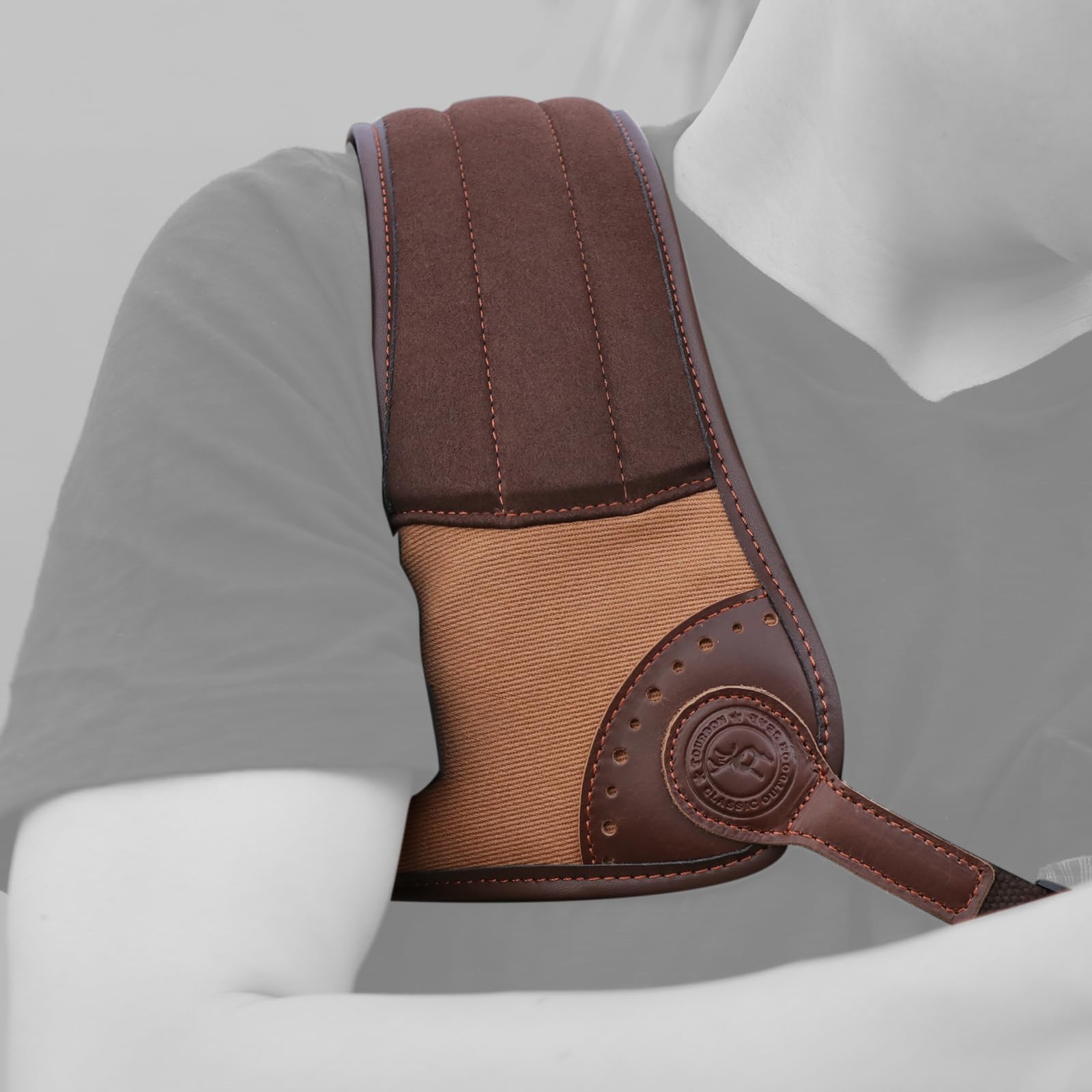 Almohadilla de retroceso de hombro de piel de lona ajustable para escopeta de rifle, almohadillas a prueba de golpes para deportes, tiro, caza
