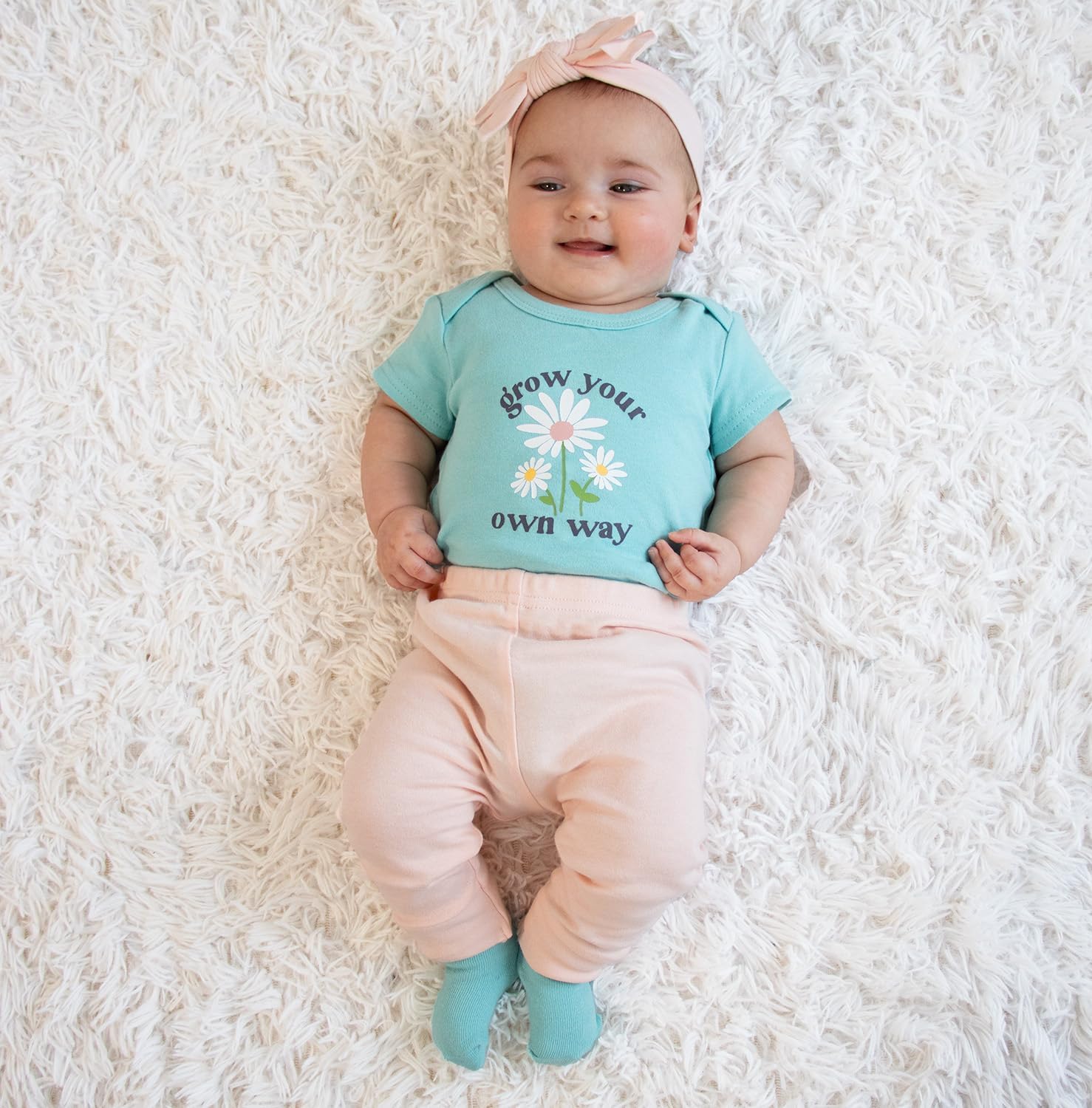 The Peanutshell 15-Piece Baby Girl Clothes Set, Girl Outfits, Essentials Gift Set, Carefree Floral