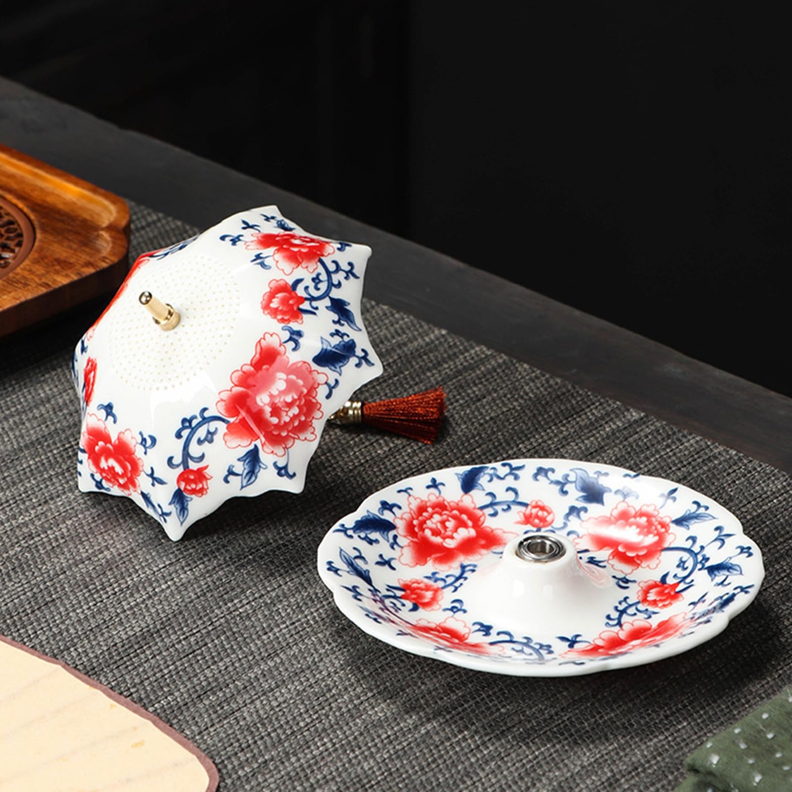 Infuseur à thé en porcelaine délicate, en forme de parapluie, avec support assorti, un chef-d'œuvre de la tradition chinoise bleue et blanche pour une infusion parfaite-Peony Flowers Set-2PCS