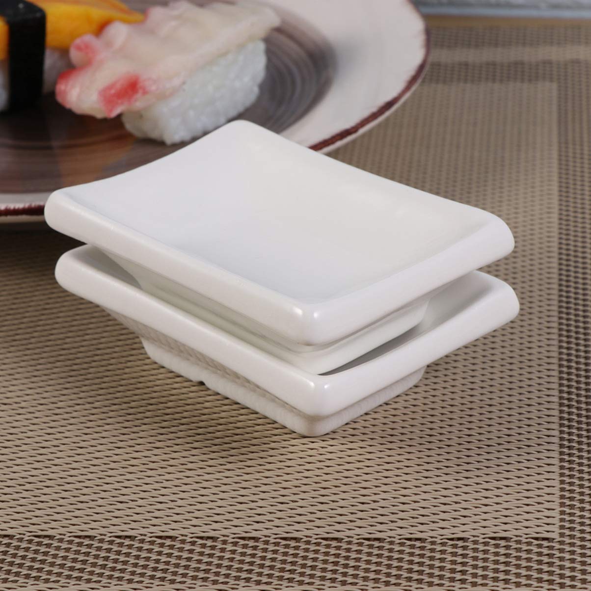 Cabilock 4 Pezzi Ciotole in Ceramica Ciotole da Immersione Set Piatti di Salsa di Soia Bianca Condimento Piatti Sushi Antipasto Piatti da Portata