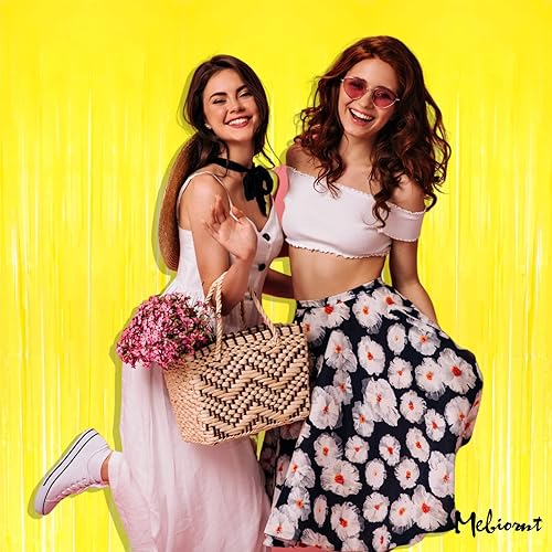 Miniatura 3 de Paquete de 4 cortinas de flecos amarillas como telón de fondo, 3.2 pies x 8.2 pies de serpentinas de flecos de papel metálico de oropel como fondo