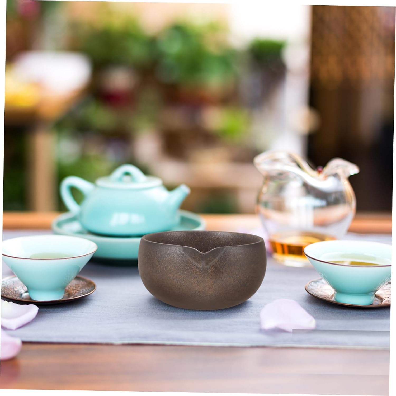 VALICLUD Ceramic Matcha Tea Bowl with Spout for Japanese Tea Ceremony for Precise Pouring Pottery and Gift Use