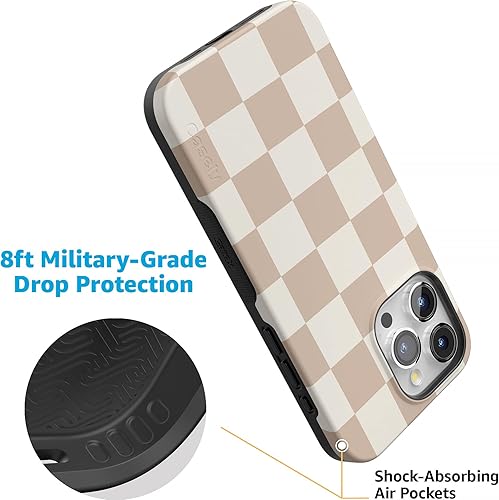 Vista 563 de Casely Funda para iPhone 15 Pro Jardín Secreto Flores mixtas Funda atrevida Compatible con MagSafe y botón de acción Jardín Secreto Floral