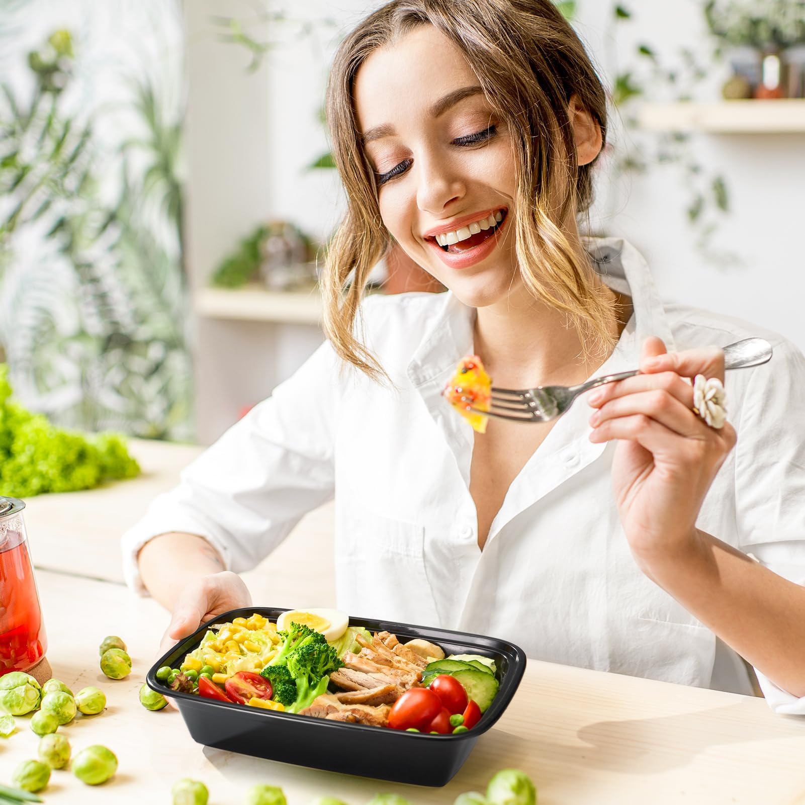 Glotoch Express 24oz reusable meal prep containers stacked neatly.