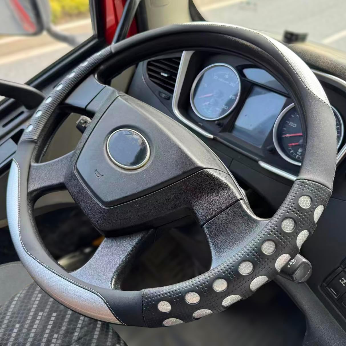 PINCTROT XL Size 17.5-18 in Race Grip Steering Wheel Cover for Semi Truck, Fits RV, Big Rig Trucker, 18 Wheeler and Classic Cars, Anti-Slip Silicone Perforated Design 17.5-18 Inch (Racing Silver)