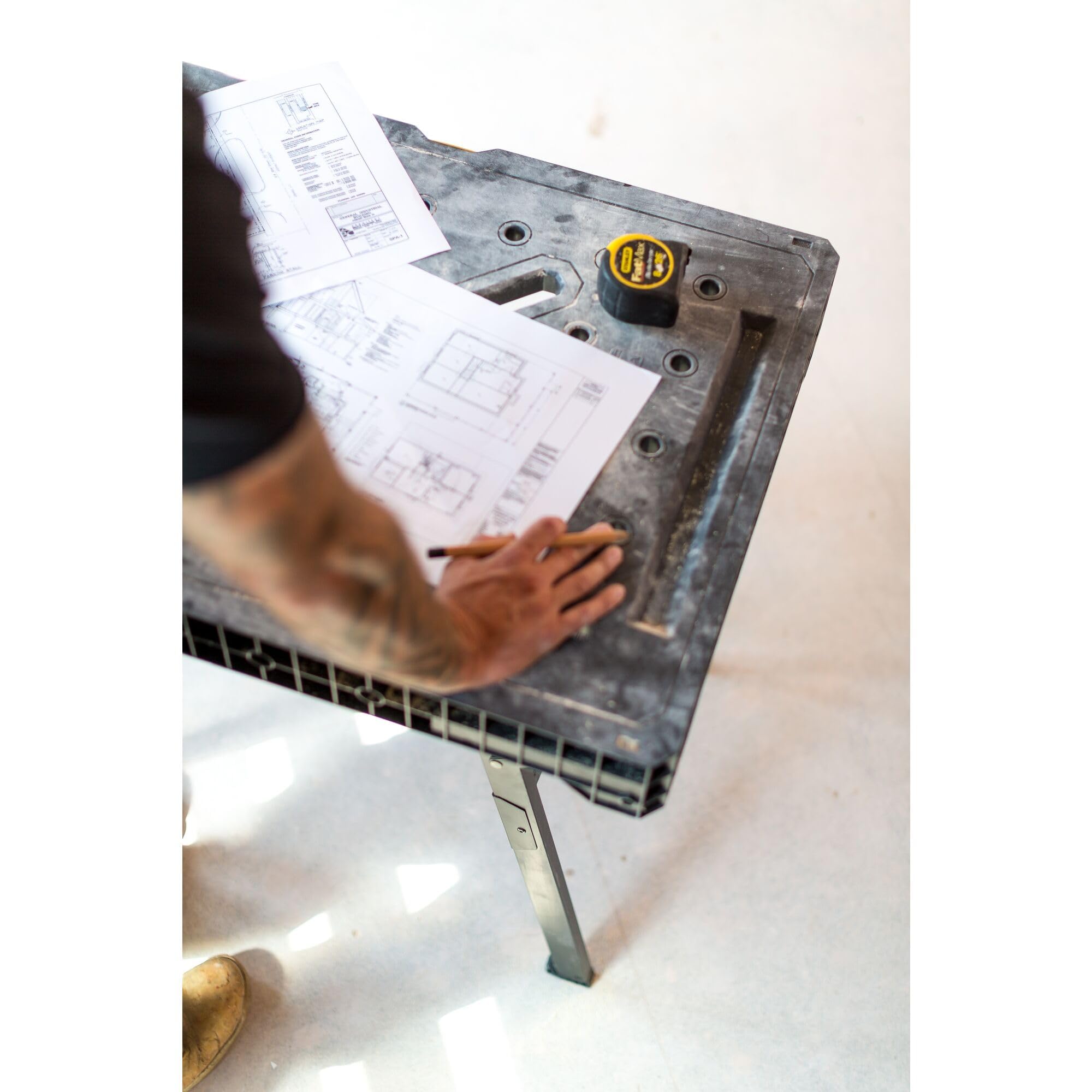 STANLEY FATMAX Express Banco da lavoro pieghevole - Piano di lavoro portatile con capacità di carico di 450 kg, compatibile con morsetti, peso di 10 kg, FMST1-75672