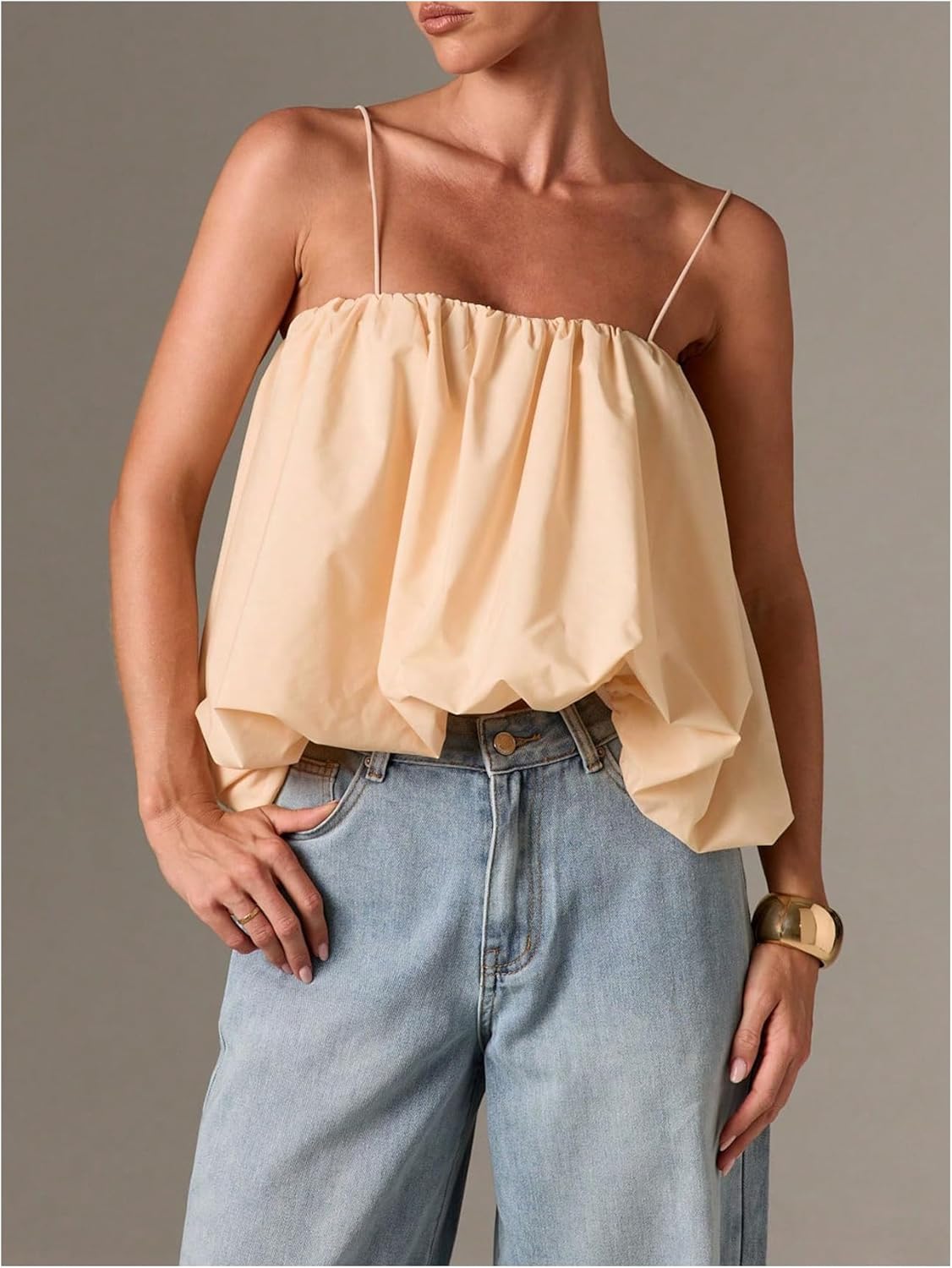 Floerns Women's Casual Spaghetti Strap Cami Top Bubble Hem Camisole Going Out Tops - Image 5