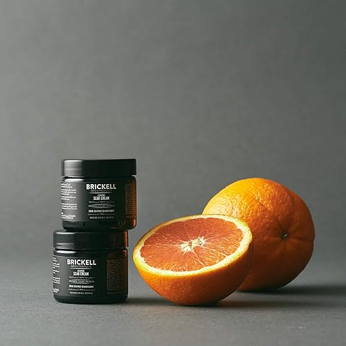 Miniatura 4 de Brickell - Crema de limpieza de cicatrices para hombres natural y orgánica para reducir la apariencia de cicatrices e incluso pigmentación de la