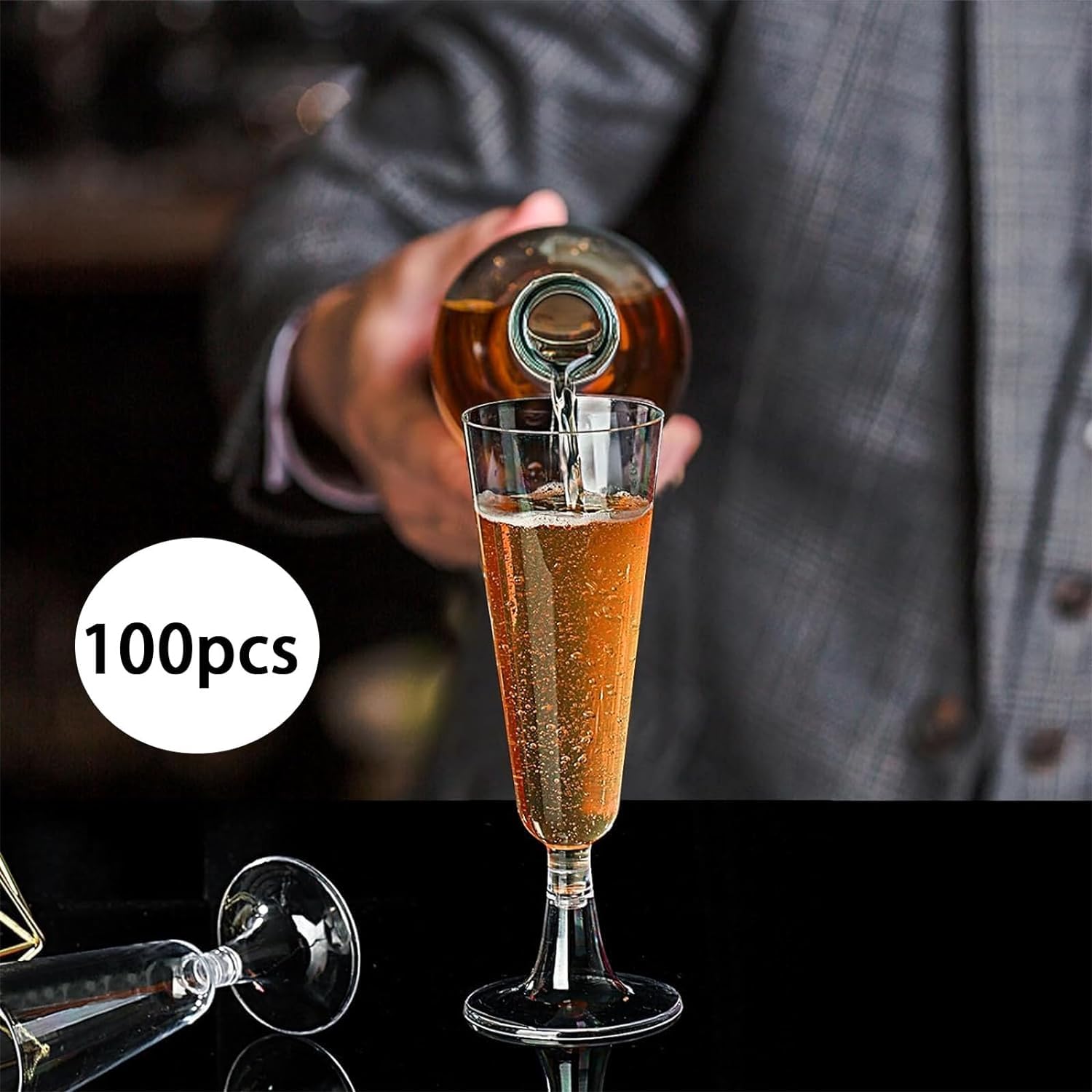 イベント用プラスチックワインカップ脚付組み立て式一個あたり25円×400