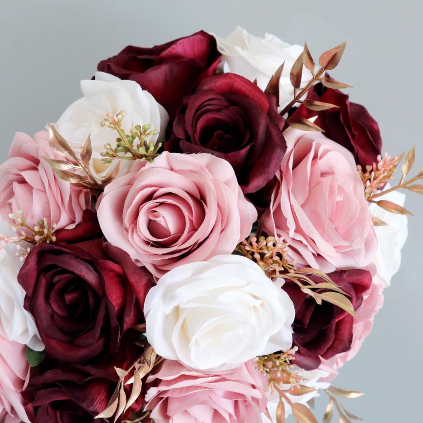 künstlicher Brautstrauß Burgunder-Rosa-Weiß Rosen mit Goldgrün, Wasserfall Seiden Hochzeitsstrauß mit Satinband für Braut & Fotoshooting (red)