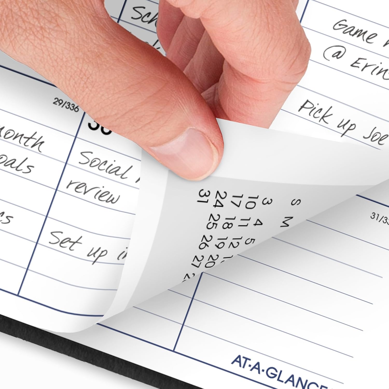 AT-A-GLANCE 2026 Planner, Monthly, 8" x 12", Large, DayMinder, Black (G4700026)