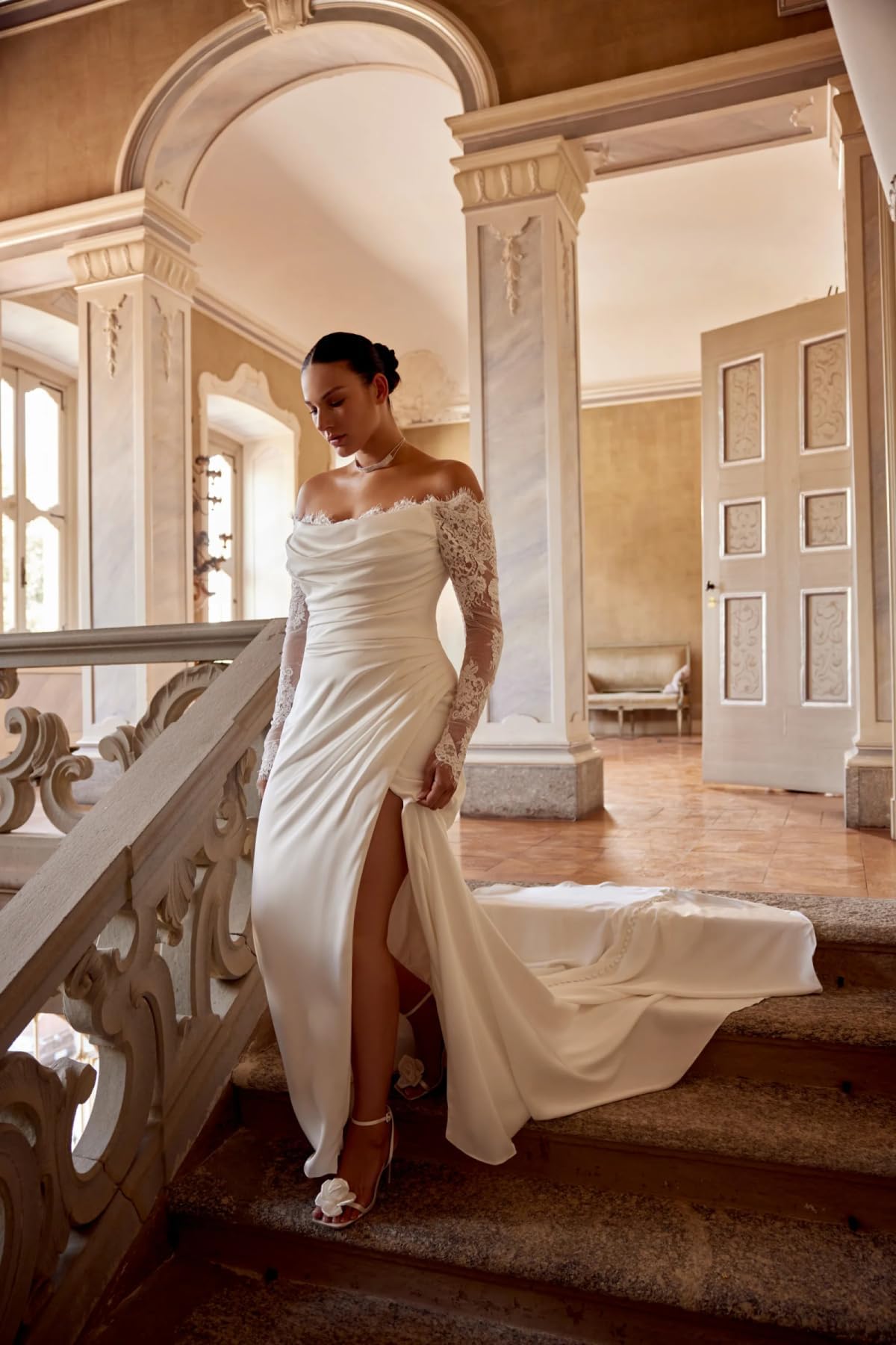 HUINI Spitzen Satin Brautkleid mit Schleppe Off-Shoulder Lange Ärmel Meerjungfrau Hochzeitskleid für Damen