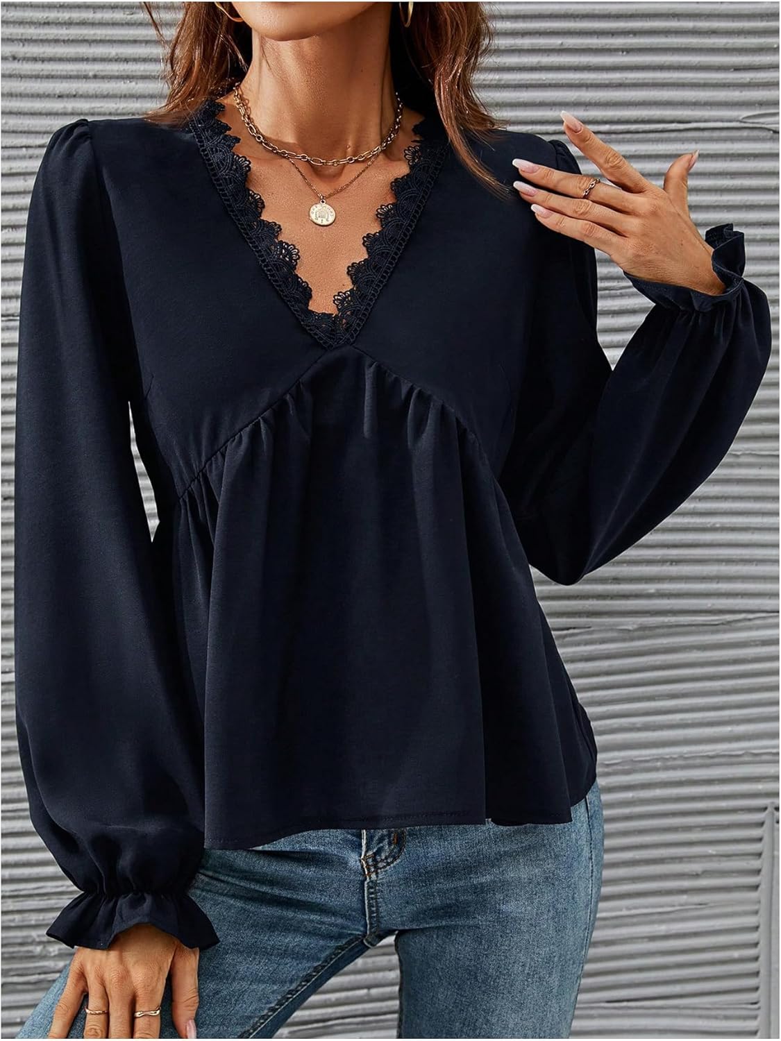 SOLY HUX Women's Lace Peplum Tops V Neck Flounce Long Sleeve Ruffle Hem Babydoll Casual Blouse - Image 4